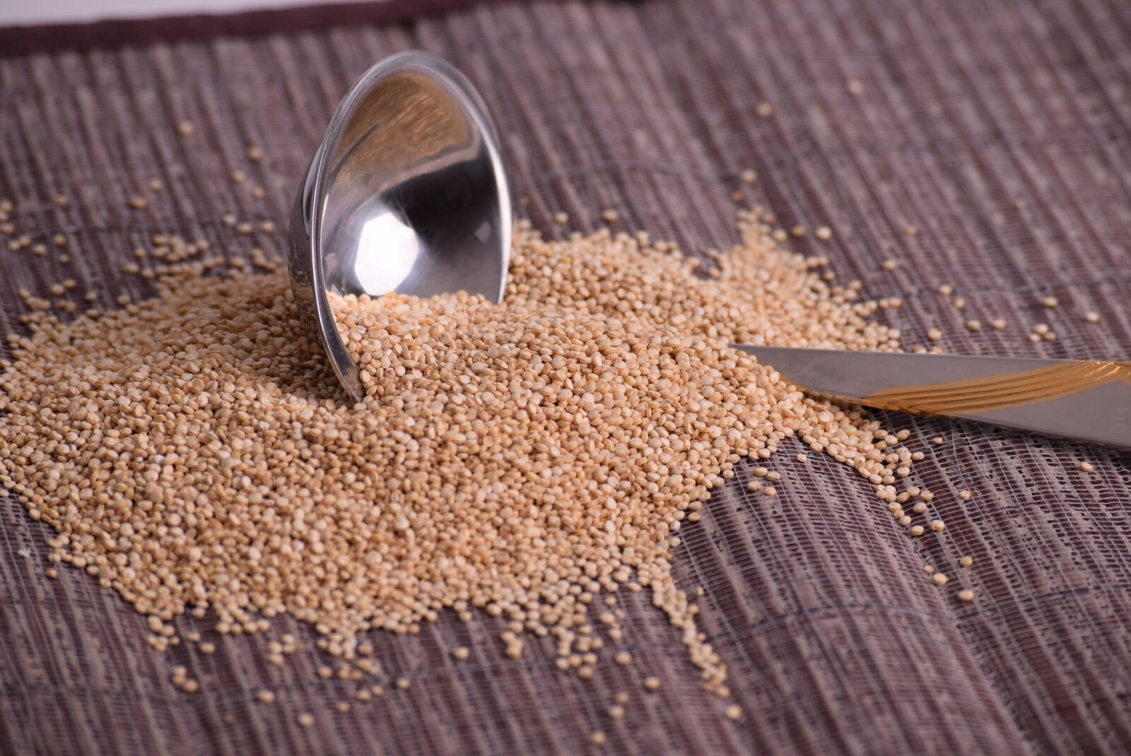 Nikon D3300 sample photo. Food, wood, dry photography
