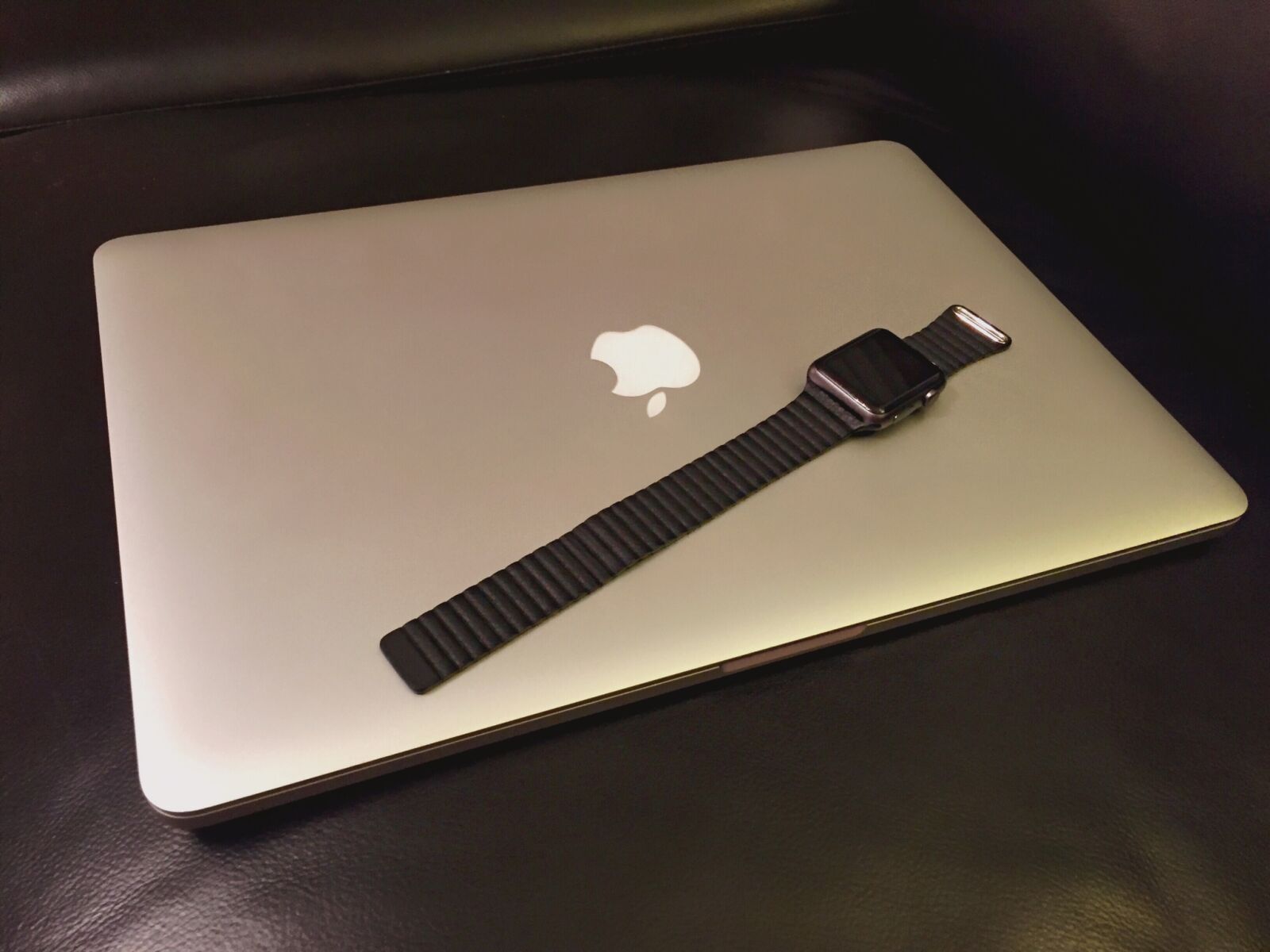 Apple iPhone 6 sample photo. Apple, apple, watch, computer photography