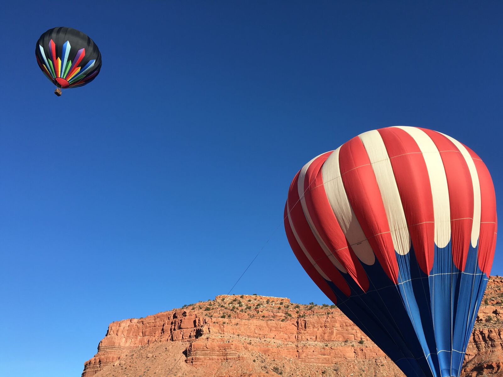 Apple iPhone 6s sample photo. Balloon, hot air balloon photography