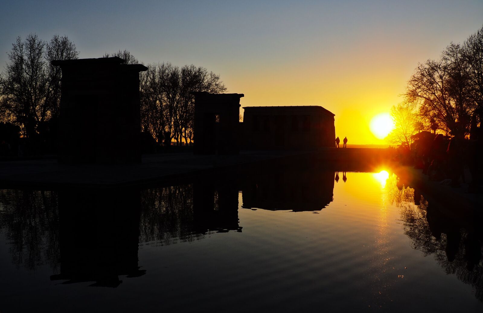 Olympus OM-D E-M10 II sample photo. Temple of debod, madrid photography