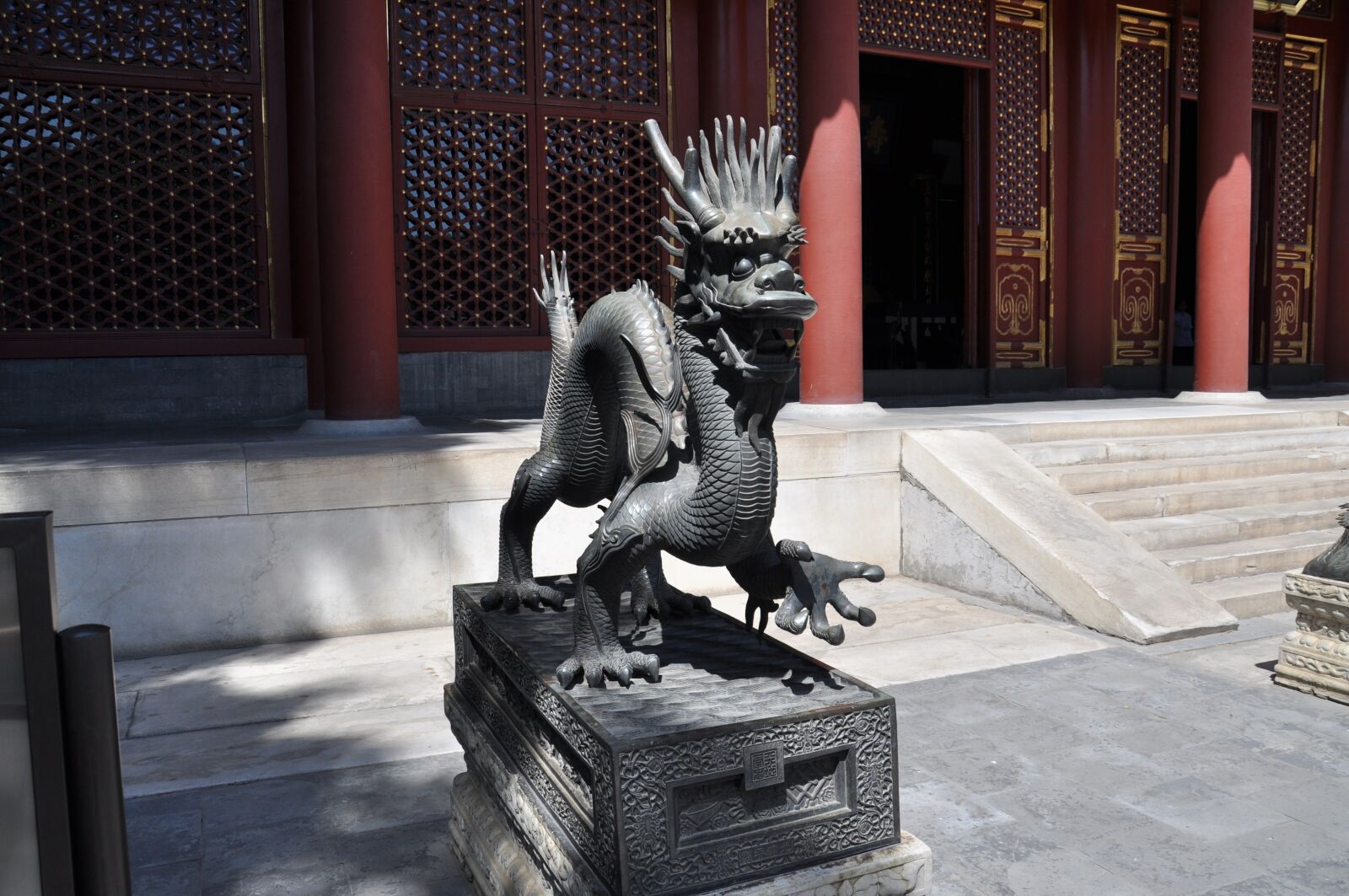 Nikon D90 sample photo. China, temple, dragons photography