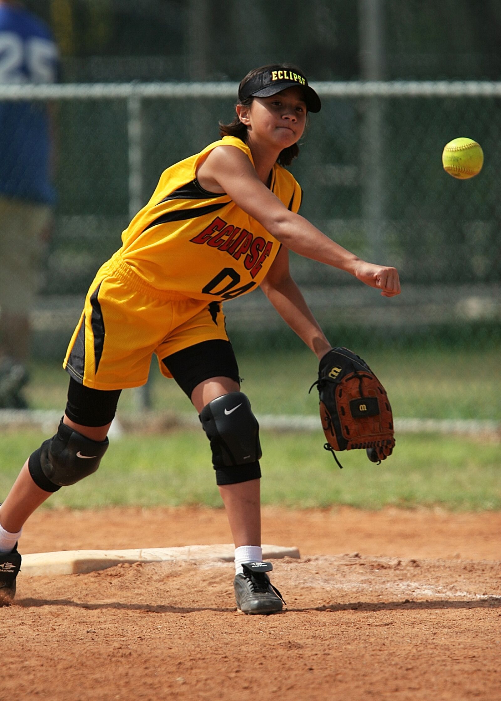 Canon EOS 20D sample photo. Softball, throwing, girl photography