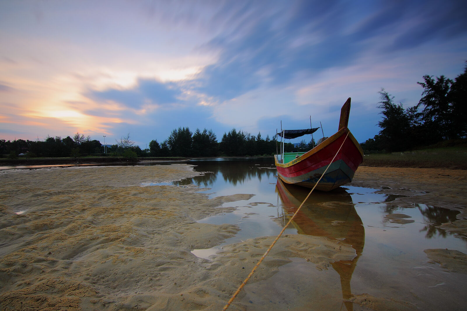 Canon EOS 50D sample photo. Beach, canoe, clouds, dawn photography