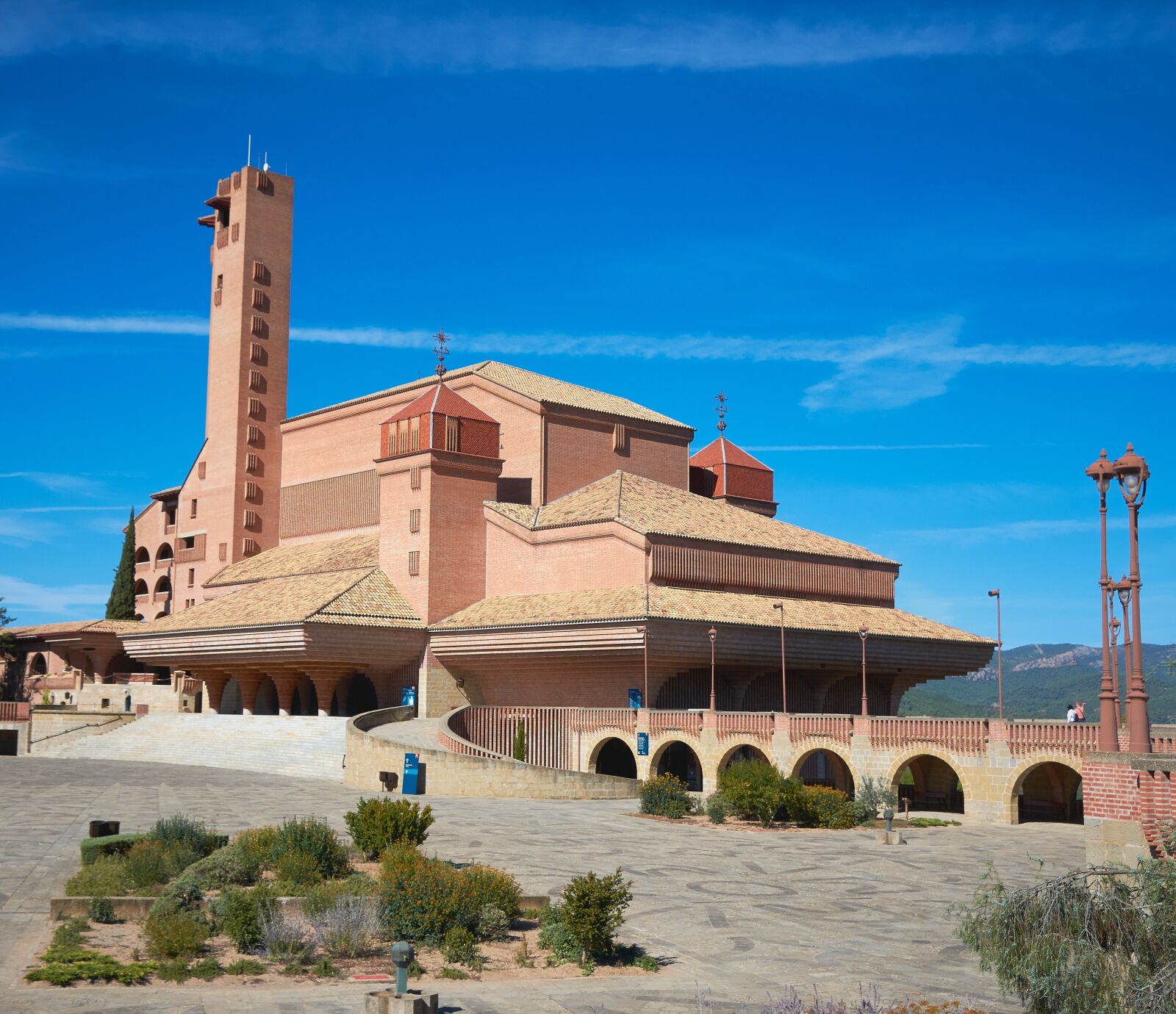 Nikon D7200 sample photo. Architecture, exterior, structure photography