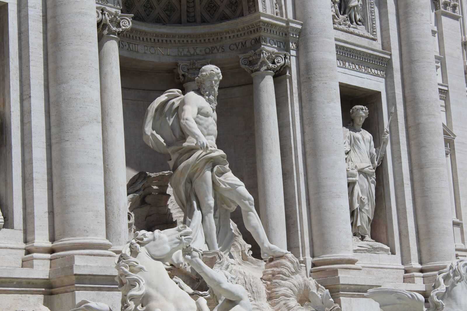 Canon EOS 1200D (EOS Rebel T5 / EOS Kiss X70 / EOS Hi) sample photo. Trevi, fontana, sculpture photography