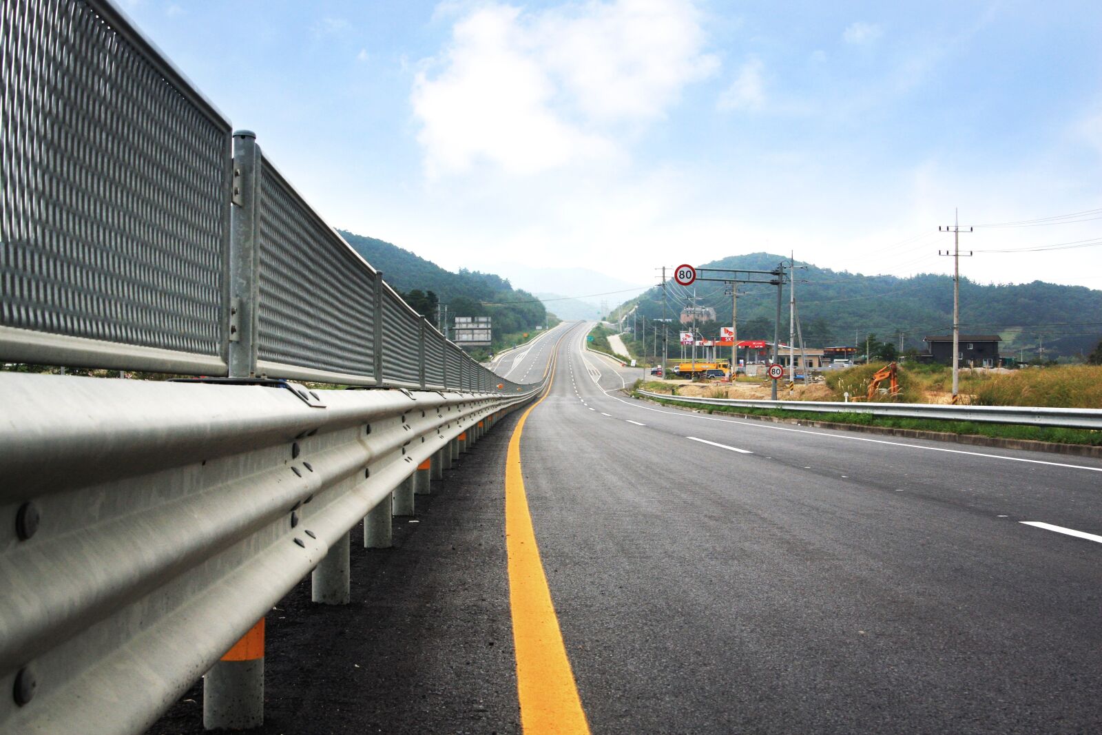 Canon EOS 40D sample photo. Landscape, road, gil photography