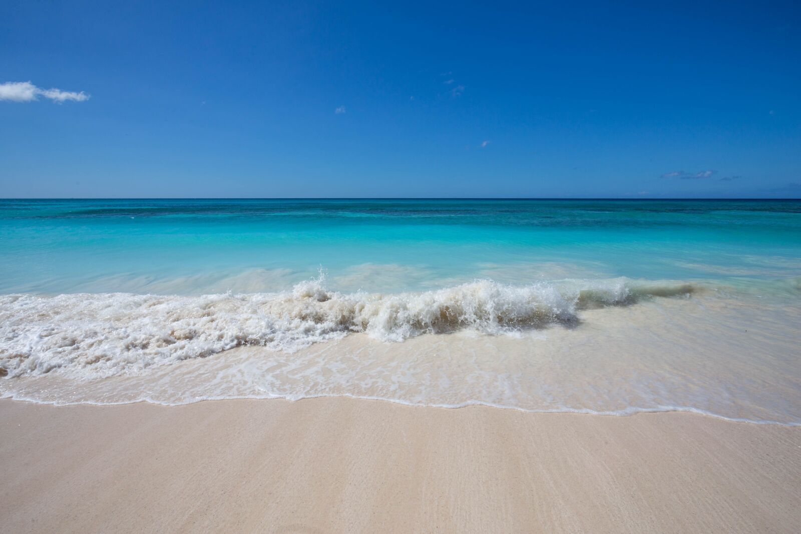Canon EOS 6D + Canon EF 17-40mm F4L USM sample photo. Dominican republic, sargisova sea photography