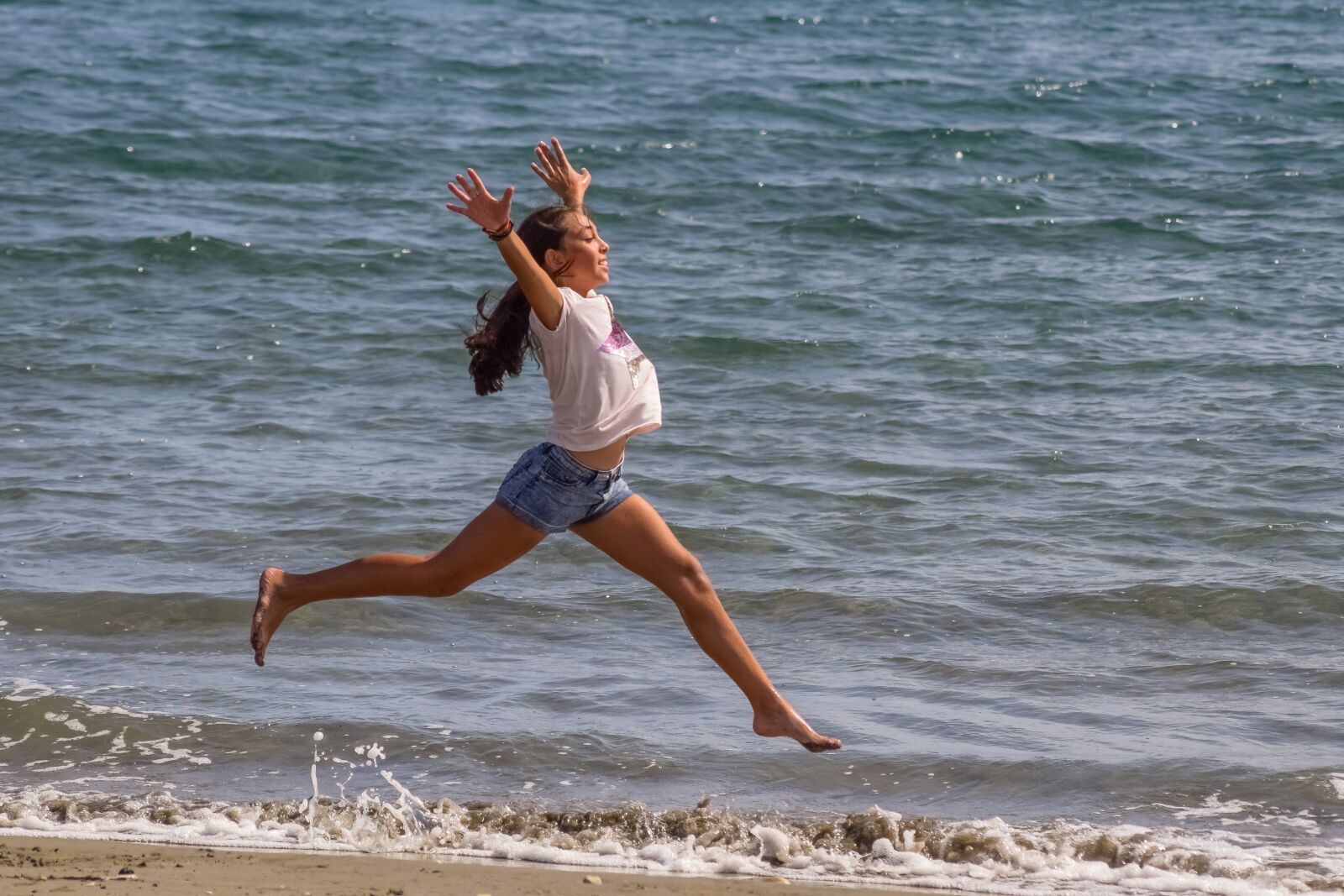 Nikon D3300 sample photo. Girl, jumping, outdoor photography