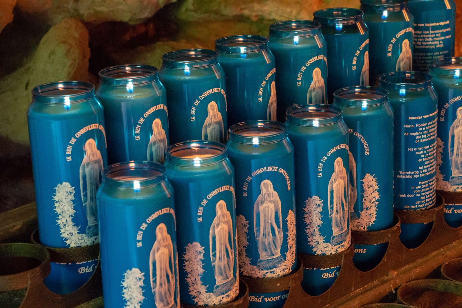 Canon EOS 70D sample photo. Candles, pilgrimage, maria photography