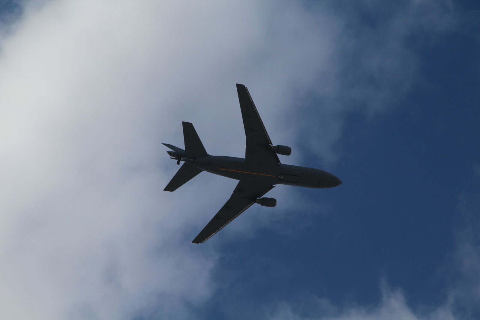 Canon EOS 1200D (EOS Rebel T5 / EOS Kiss X70 / EOS Hi) sample photo. Airplane, daylight, flight, plane photography