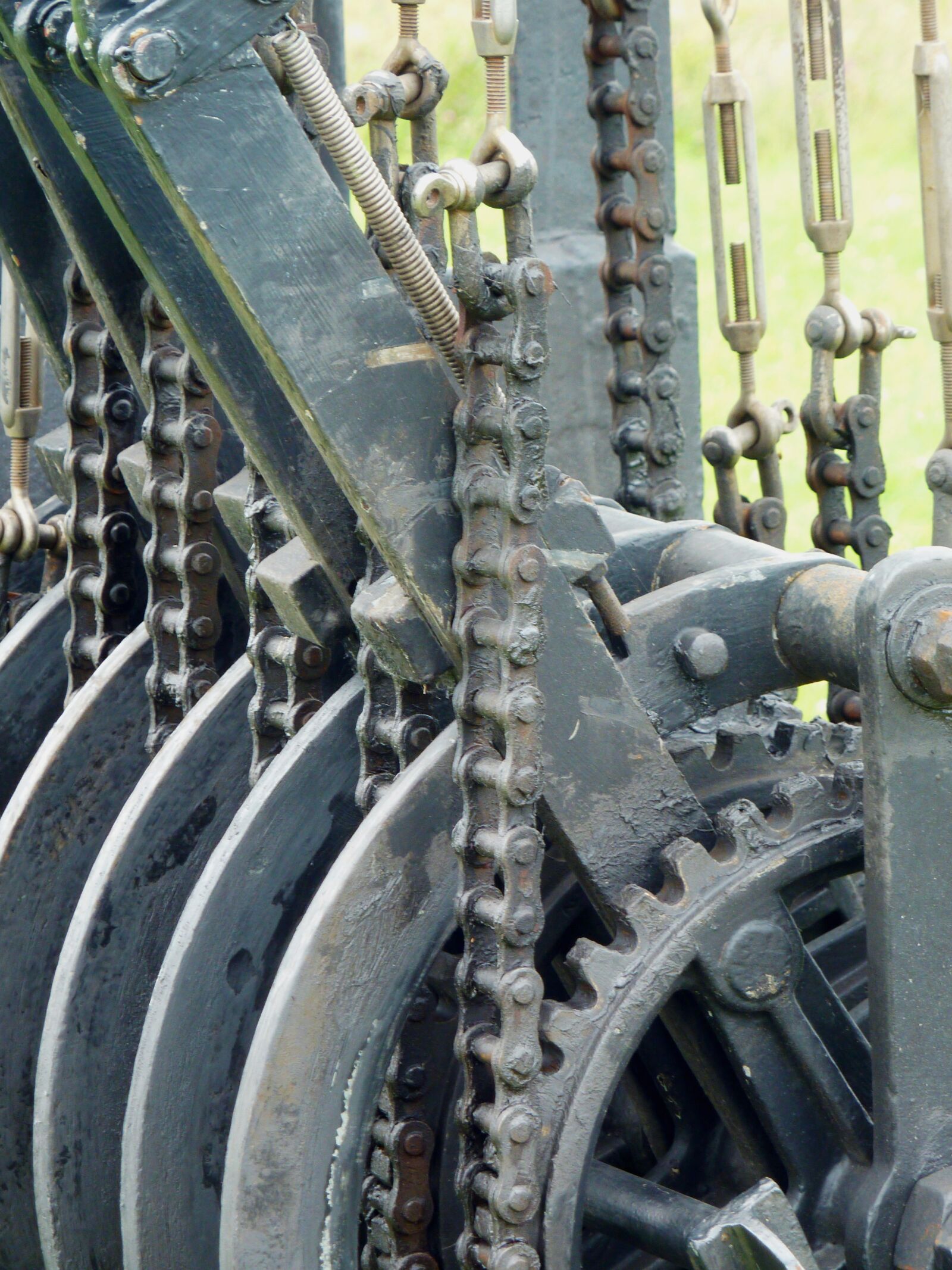 Panasonic DMC-TZ7 sample photo. Transmission, mechanical transmission, gear photography