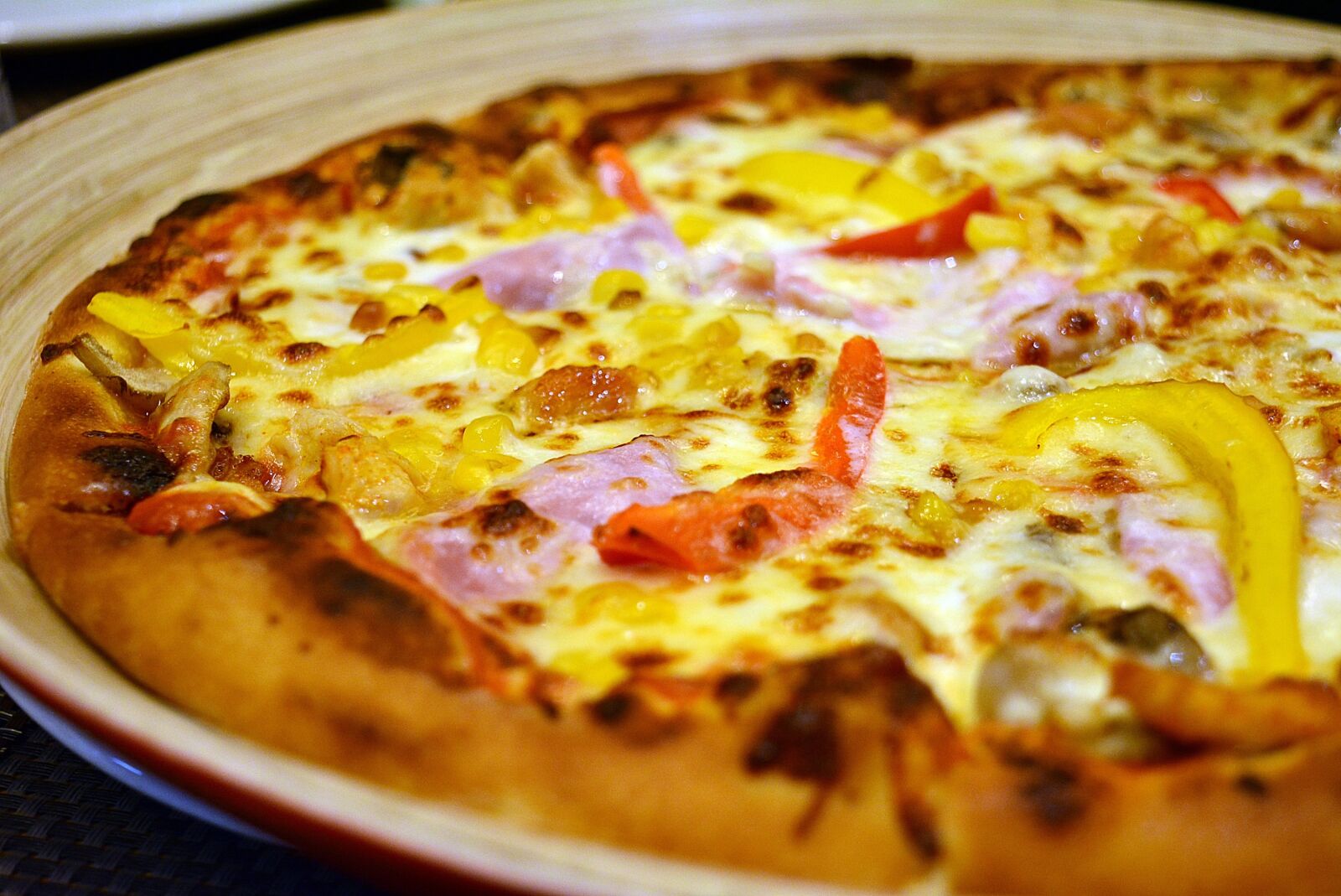 Nikon D5200 sample photo. Pizza, oven, food photography