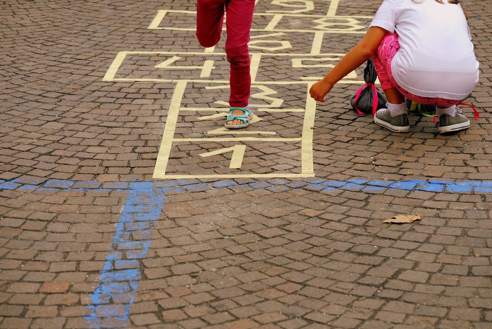 Nikon D60 sample photo. Play, road, children photography