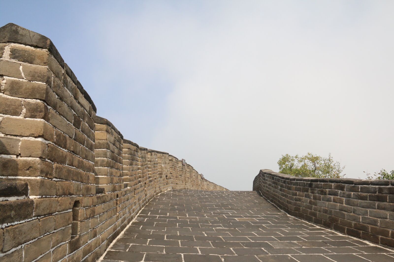 Canon EF-S 18-200mm F3.5-5.6 IS sample photo. The great wall, slate photography