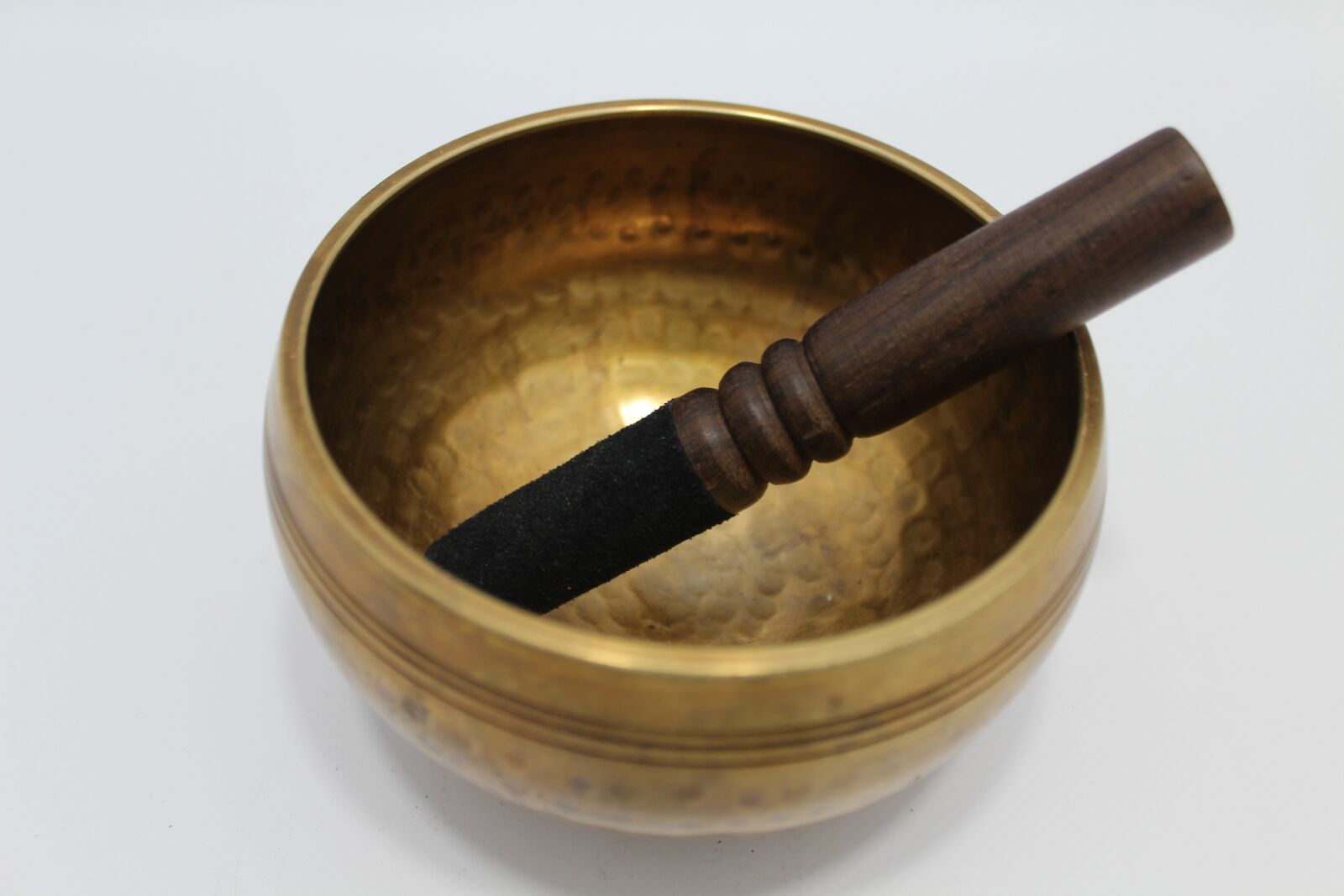 Canon EOS 1200D (EOS Rebel T5 / EOS Kiss X70 / EOS Hi) sample photo. Tibetan bowl, buddhism, zen photography