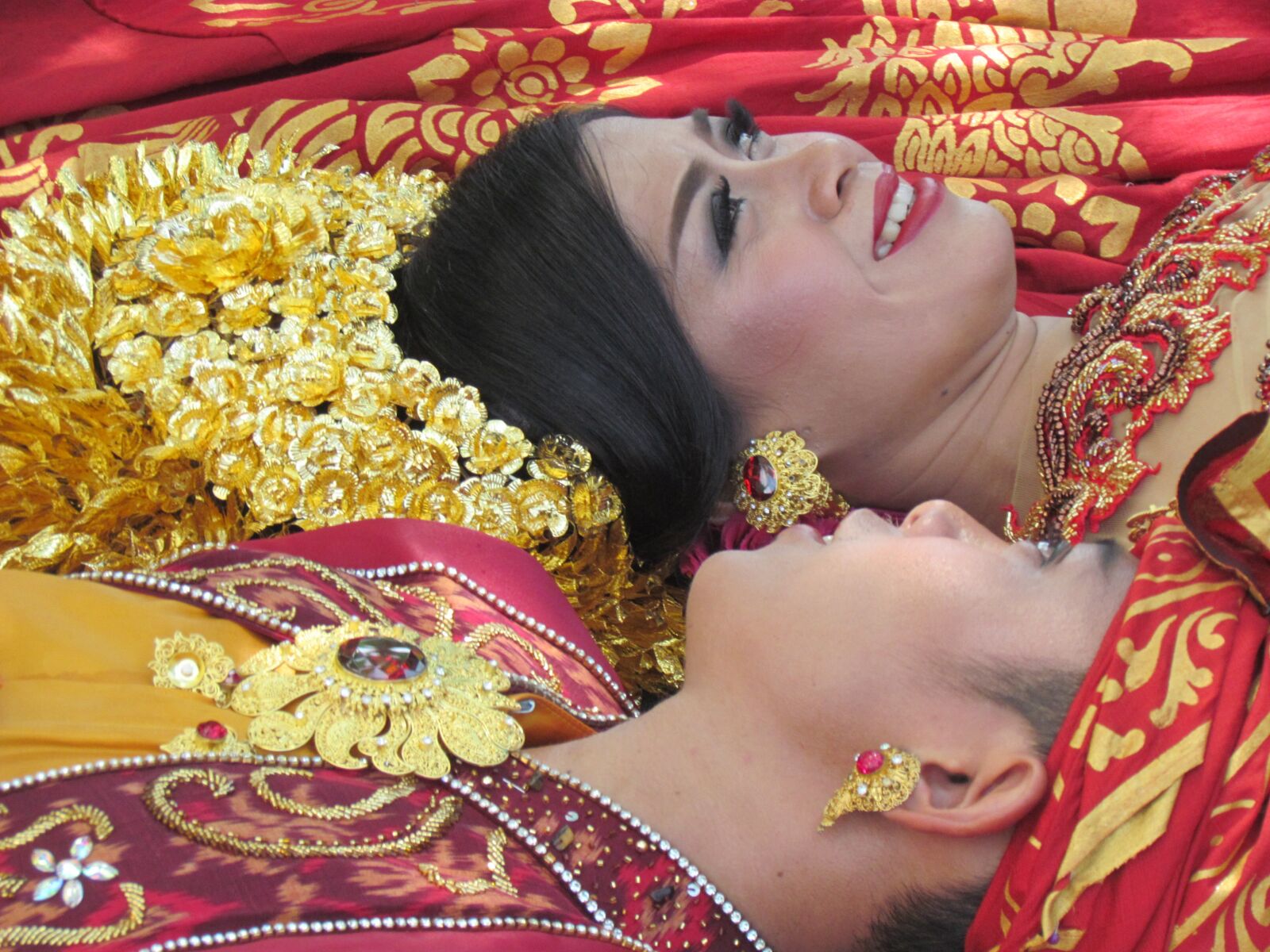 Canon PowerShot SX30 IS sample photo. Newlyweds, indonesia, balinese photography