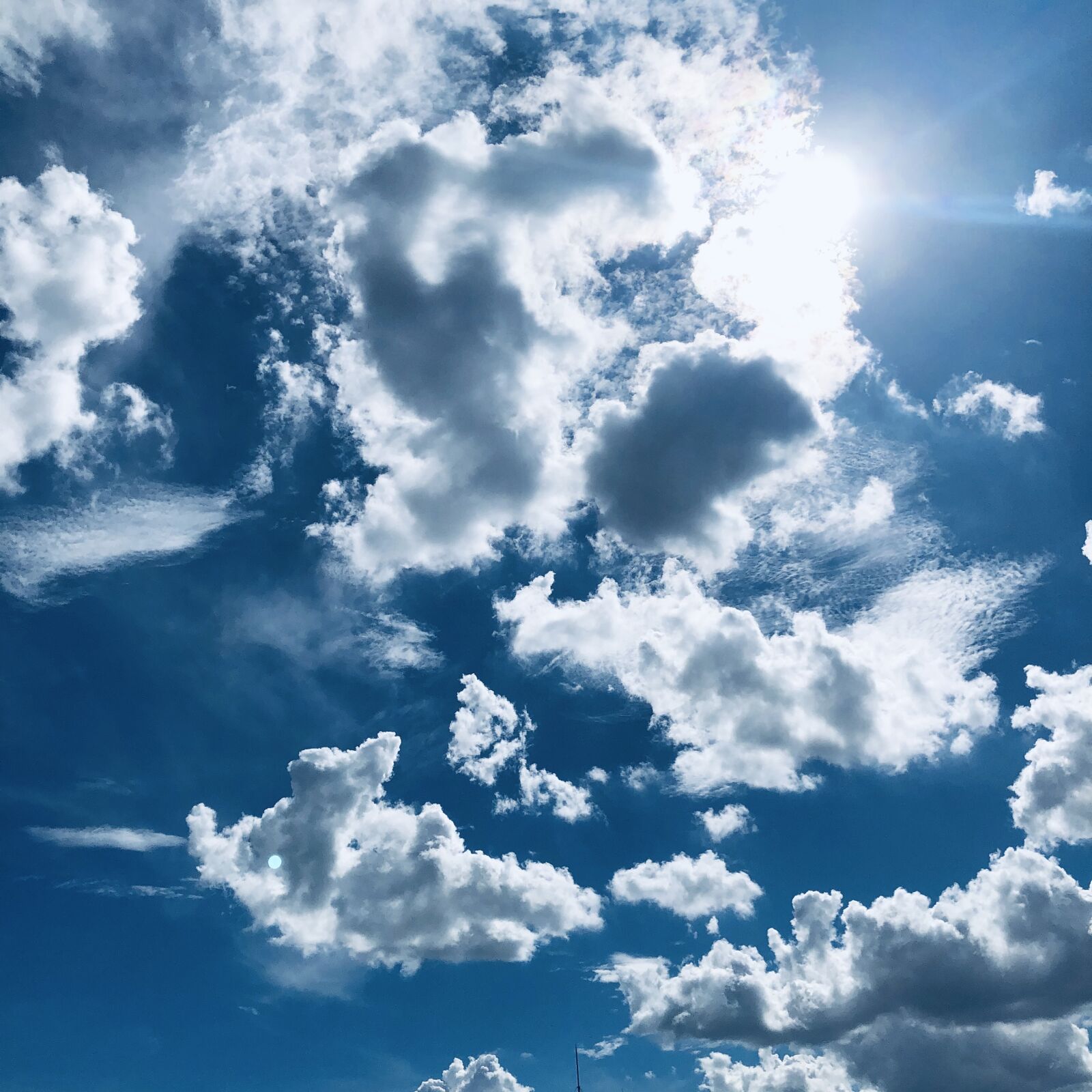 Apple iPhone X sample photo. Sky, sunny, sun photography