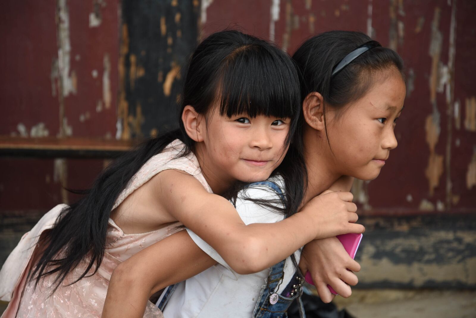 Nikon D750 sample photo. Sisters, family, the little photography