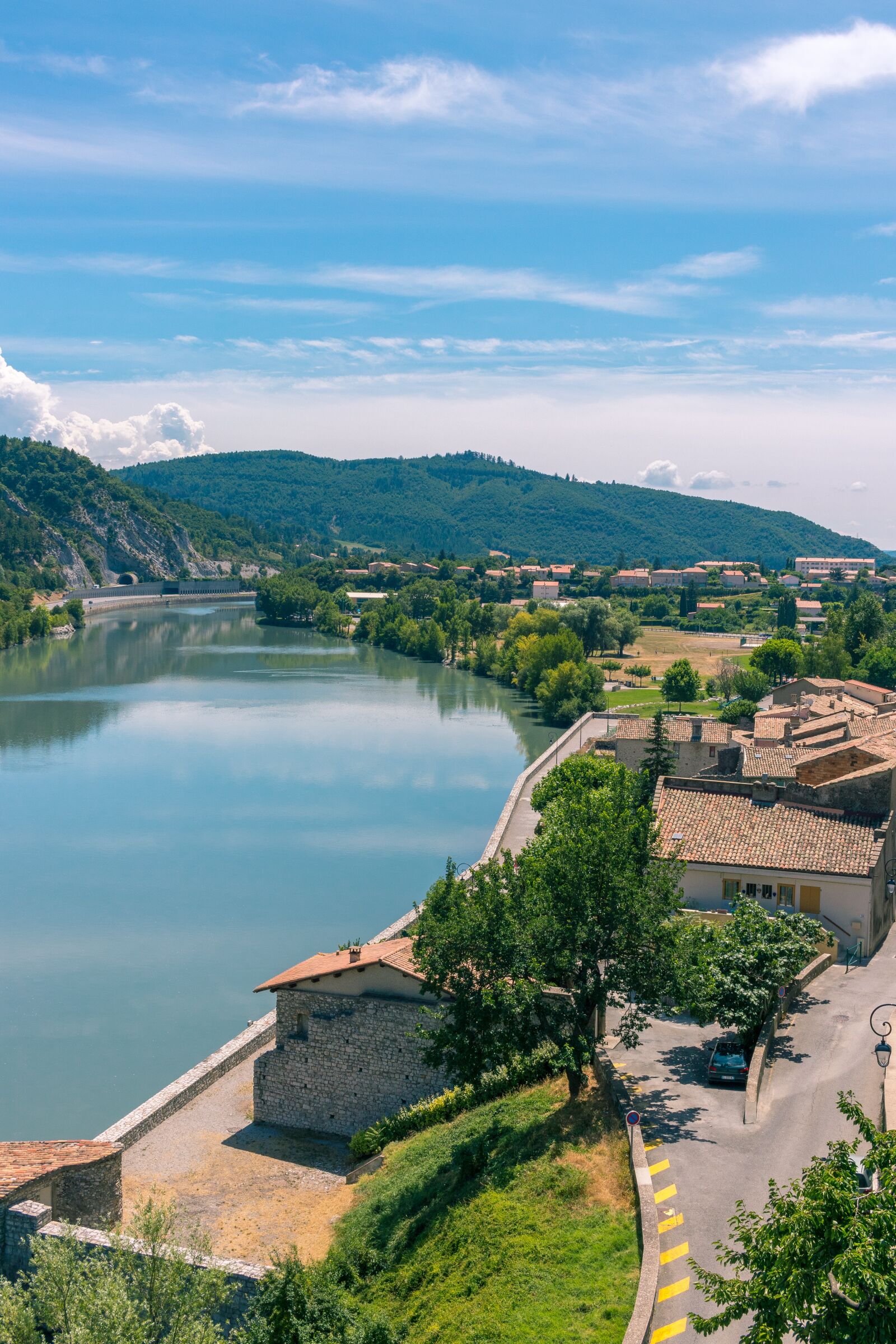 Canon EF-S 24mm F2.8 STM sample photo. River, france, landscape photography