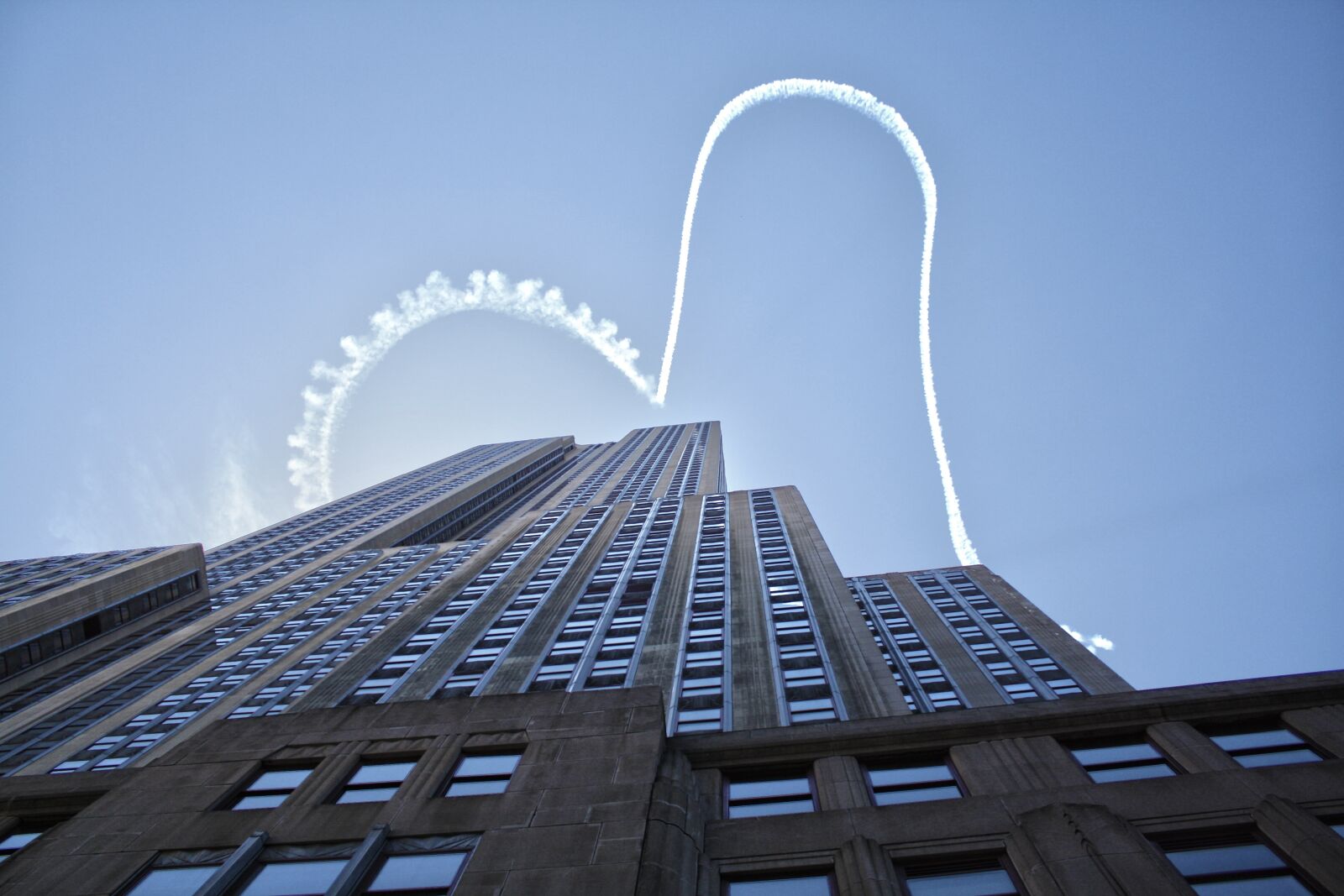Canon EOS 1000D (EOS Digital Rebel XS / EOS Kiss F) sample photo. Empire state building, new photography