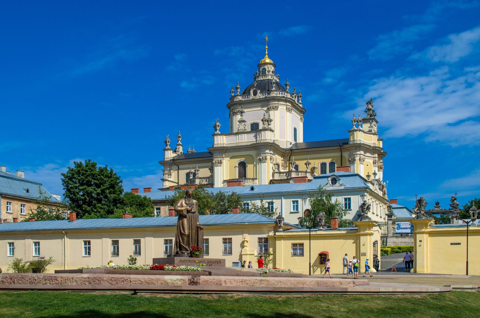 Nikon D5100 sample photo. Lviv, ukraine, church photography