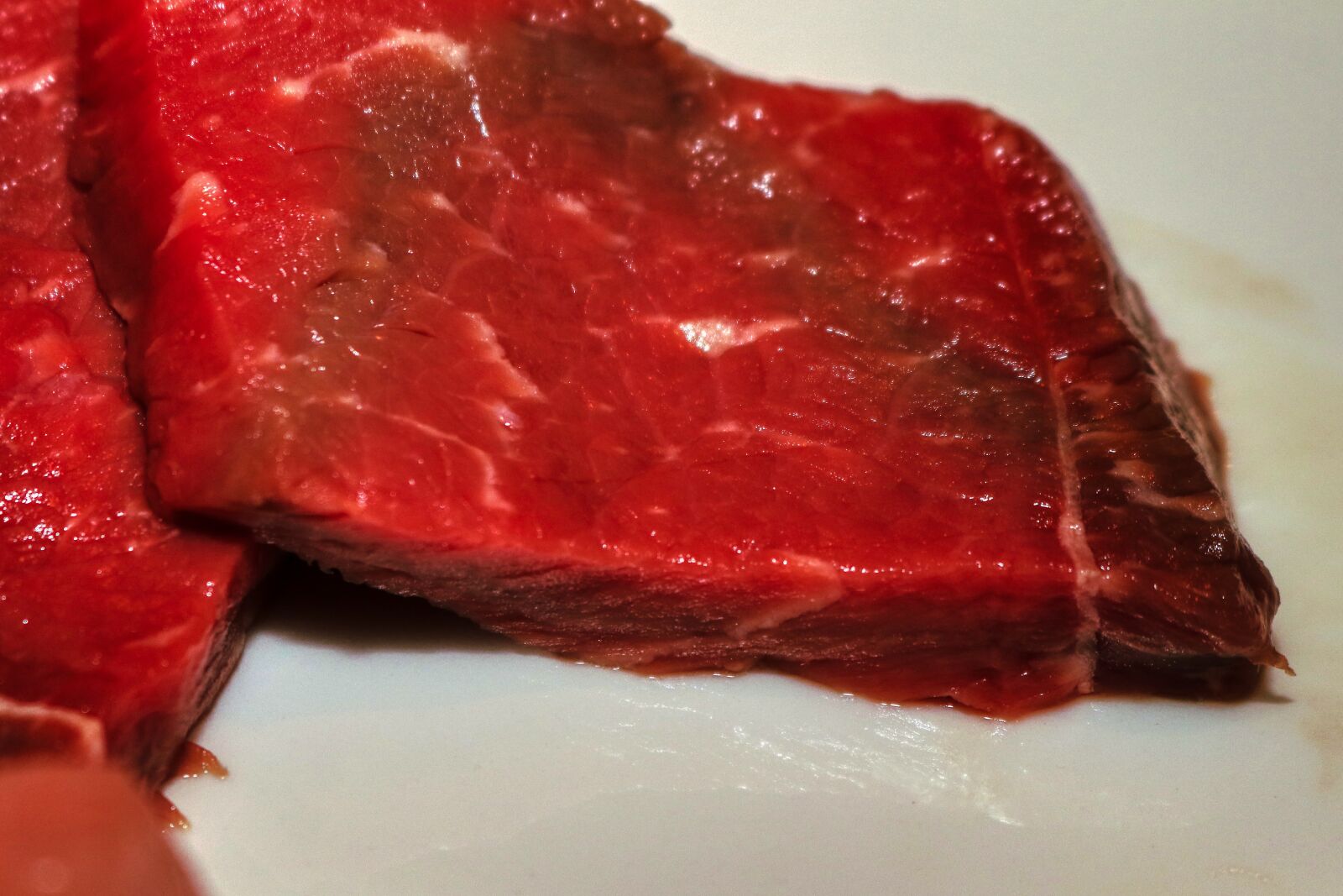 Canon EOS 80D sample photo. Beef, raclette, cook photography
