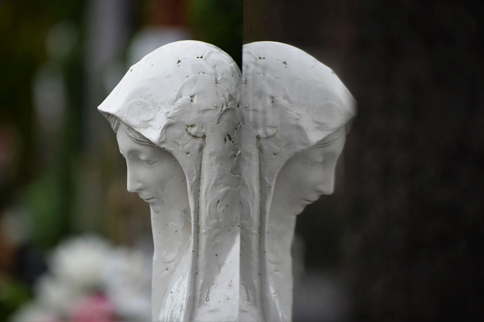 Nikon D3300 sample photo. White stone statue, reflection photography