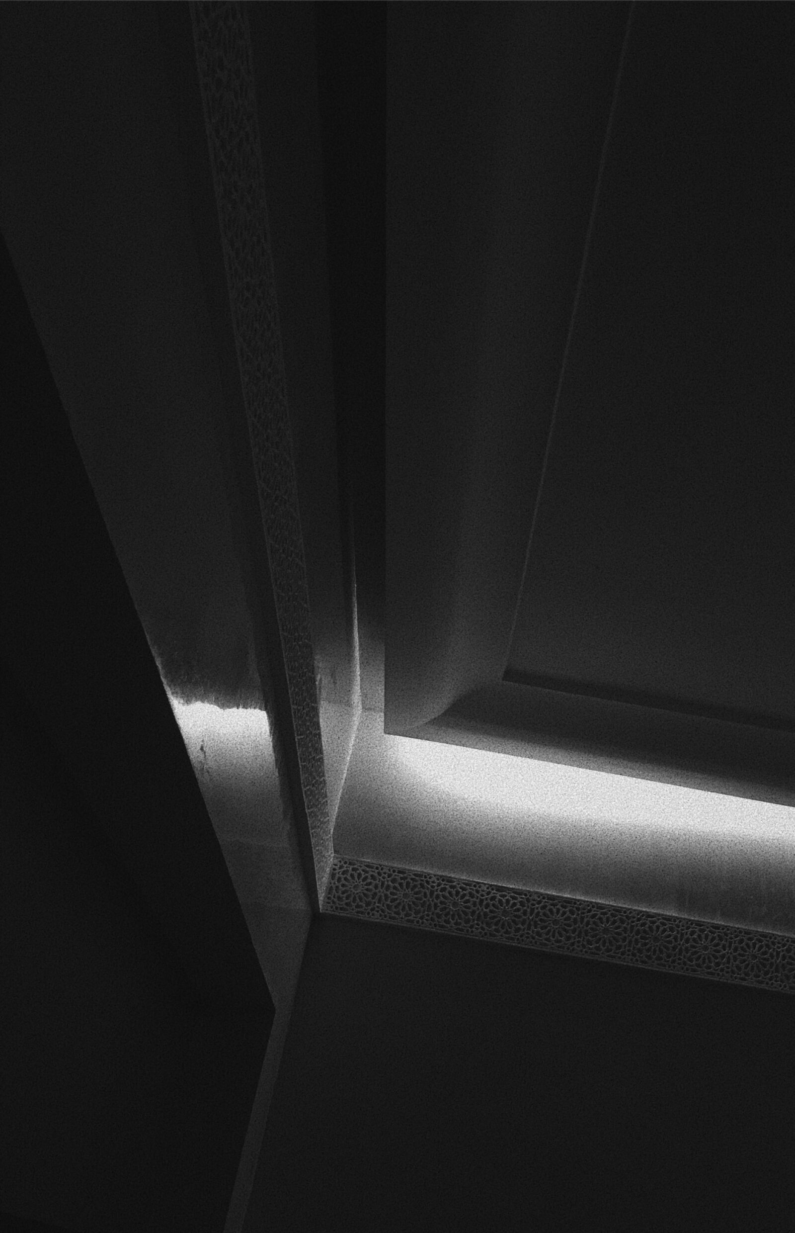 iPhone 6s Plus back camera 4.15mm f/2.2 sample photo. Dark, hotel, room, light photography