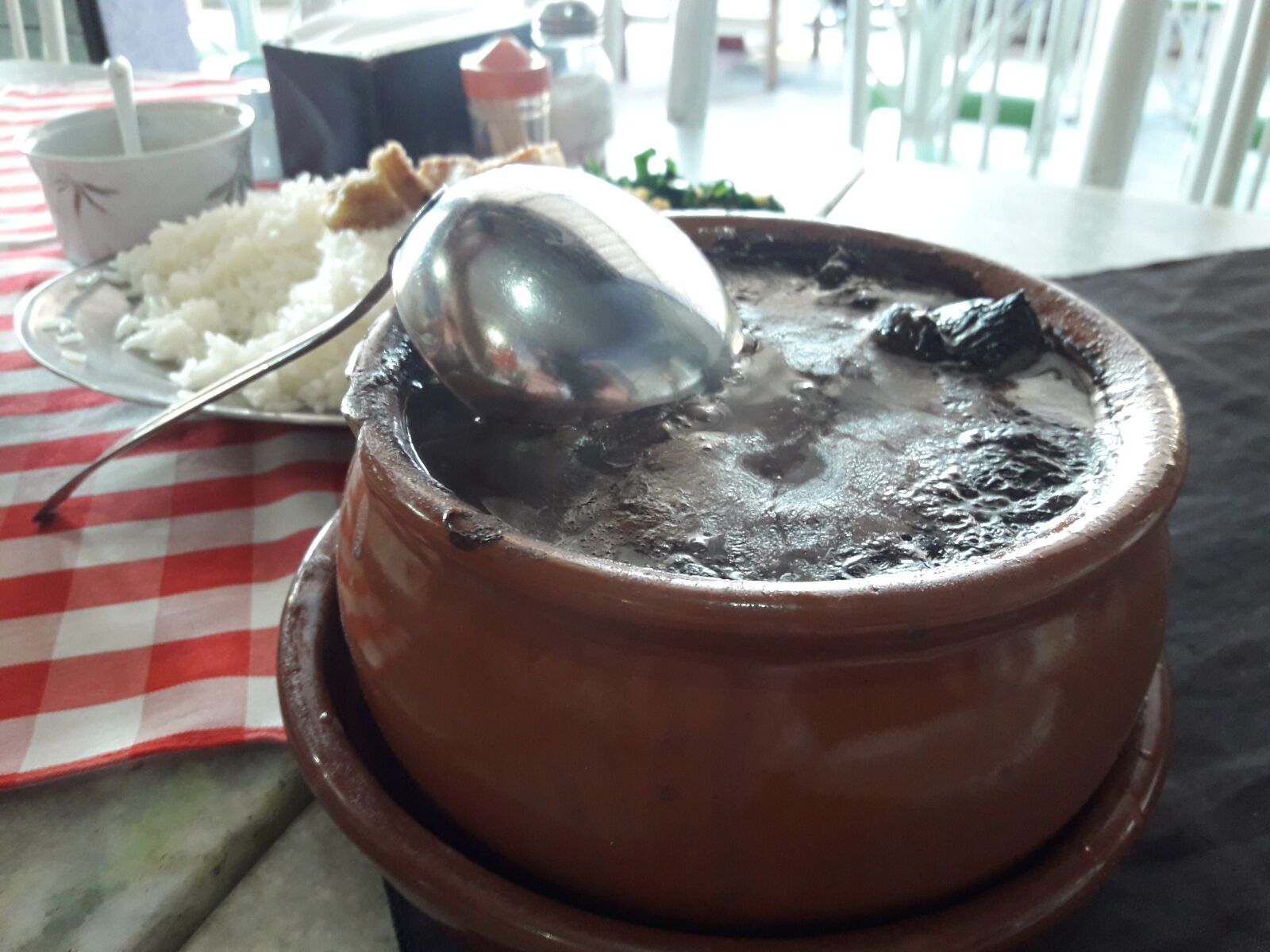 Samsung Galaxy J7 Neo sample photo. Restaurant, brazilian food, feijoada photography