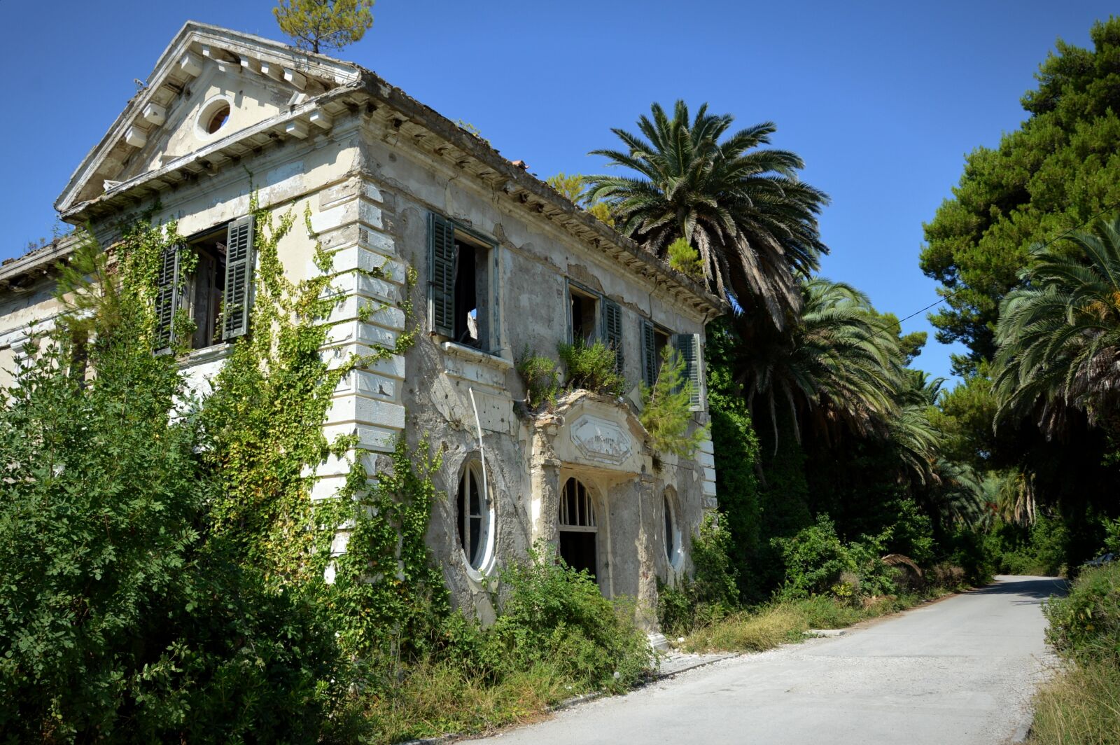 Nikon D3200 sample photo. Kupari, dubrovnik, grand hotel photography