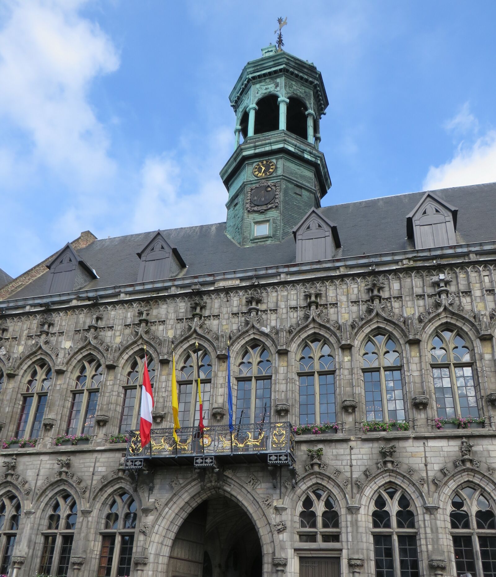 Canon PowerShot SX270 HS sample photo. Belgium, mons, city ​​hall photography