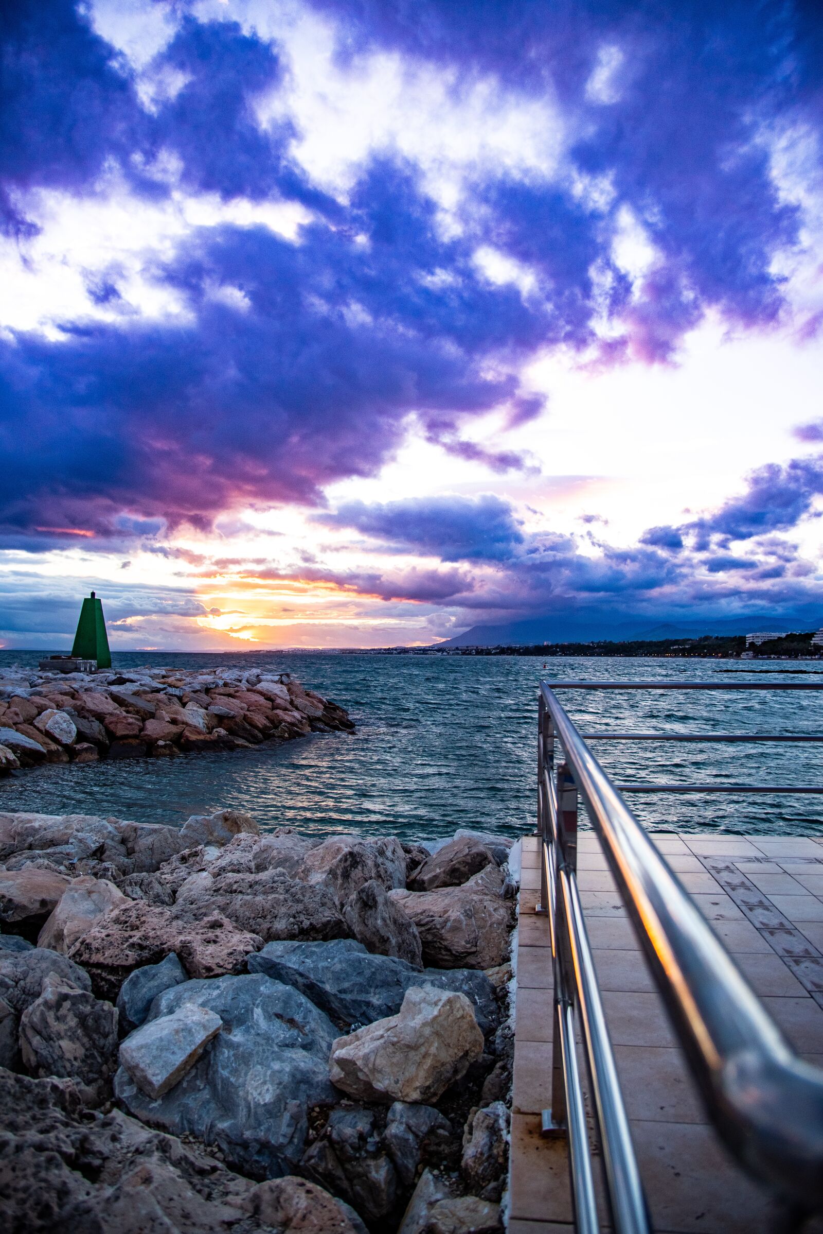 Nikon D750 sample photo. Clouds, sunset, sun photography