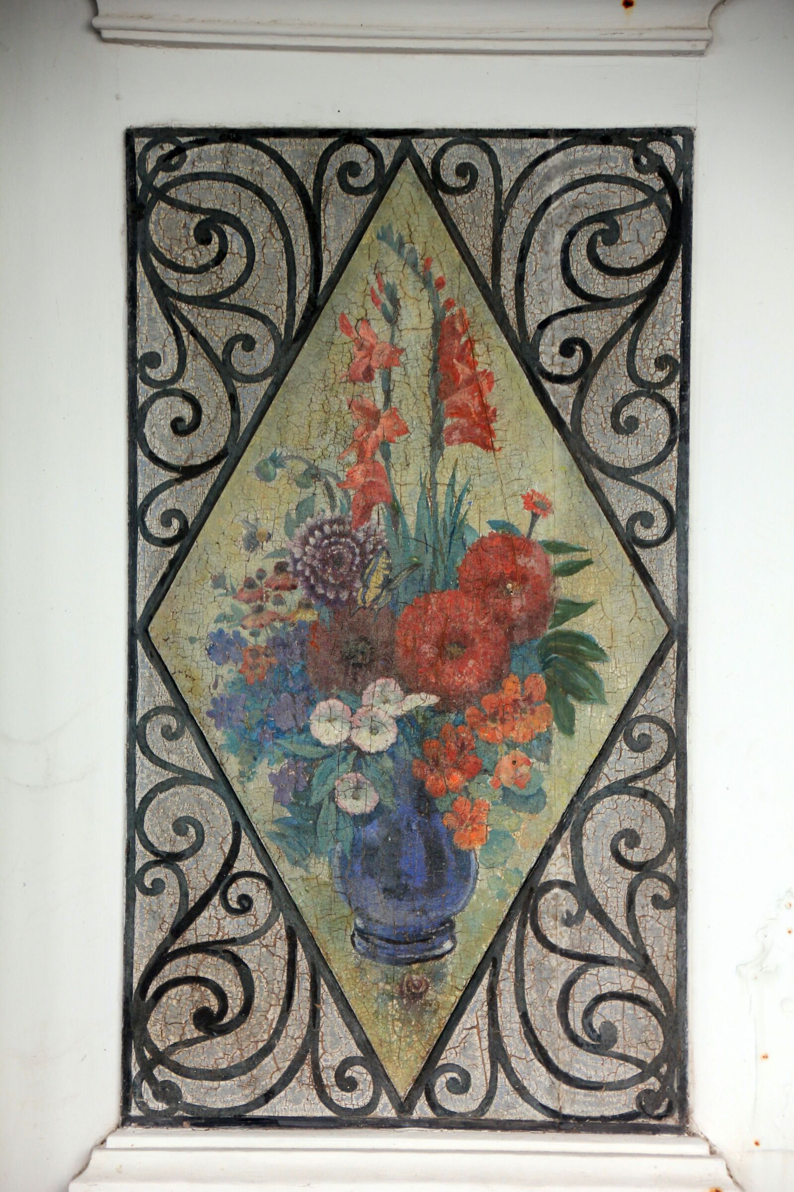 Canon EOS 550D (EOS Rebel T2i / EOS Kiss X4) sample photo. Door, flowers, painting photography