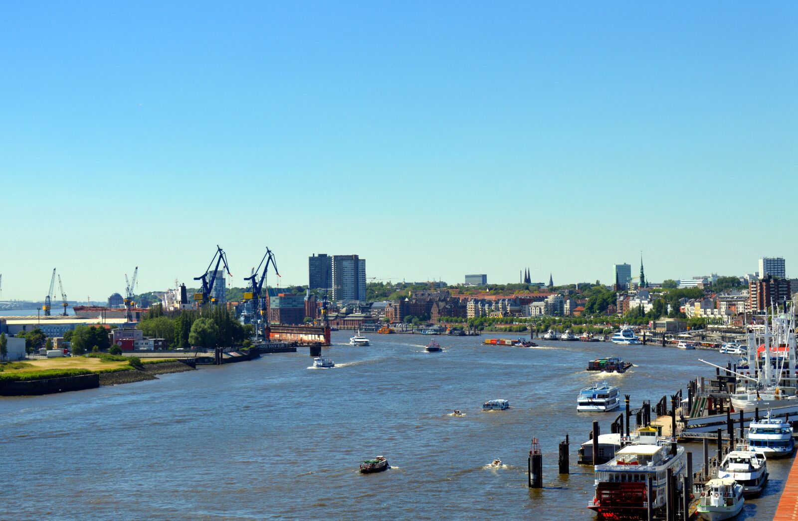 Nikon D3200 sample photo. Hamburg, port, hamburg port photography