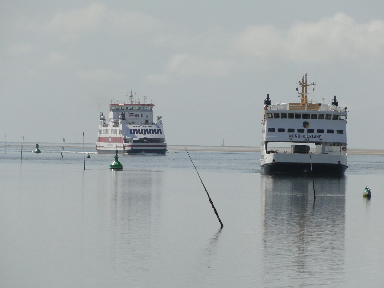 Sony Cyber-shot DSC-HX1 sample photo. Wadden sea, ferry, north photography