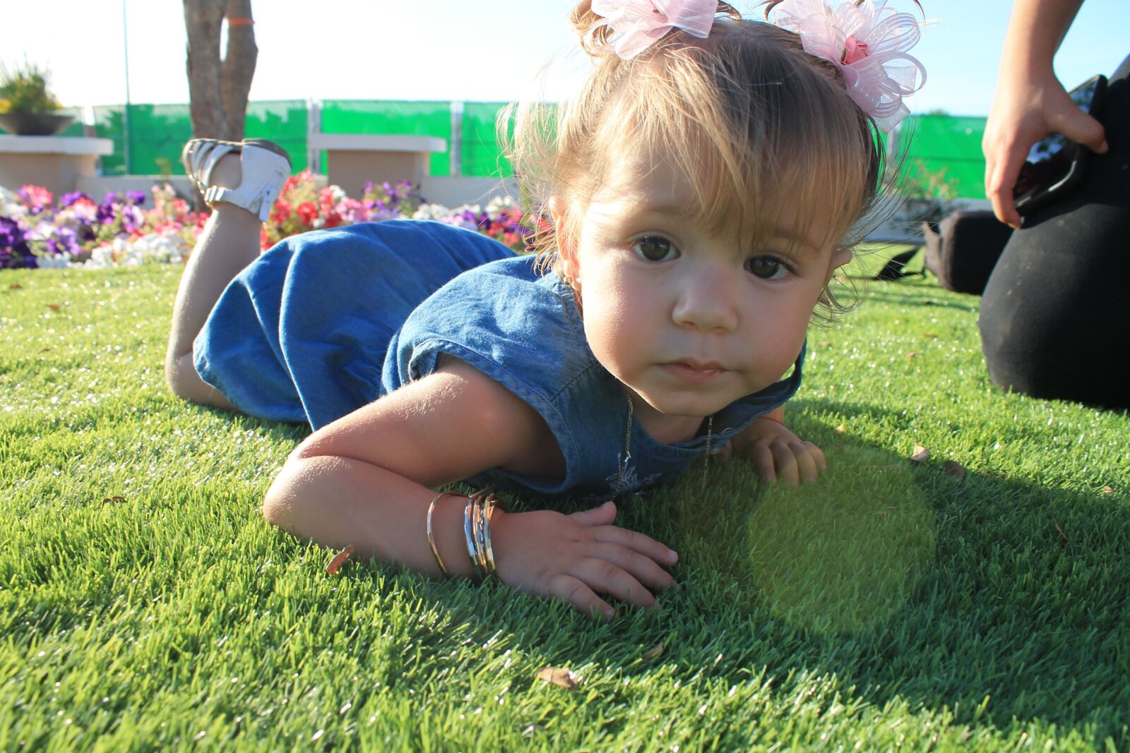 Canon EOS 1100D (EOS Rebel T3 / EOS Kiss X50) sample photo. Girl, bebe, tender photography