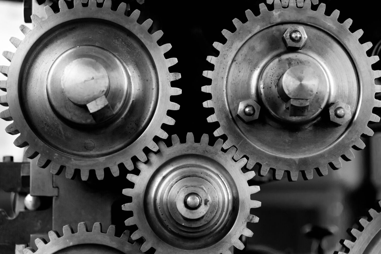 Nikon D750 sample photo. Close-up, cogs, gears photography