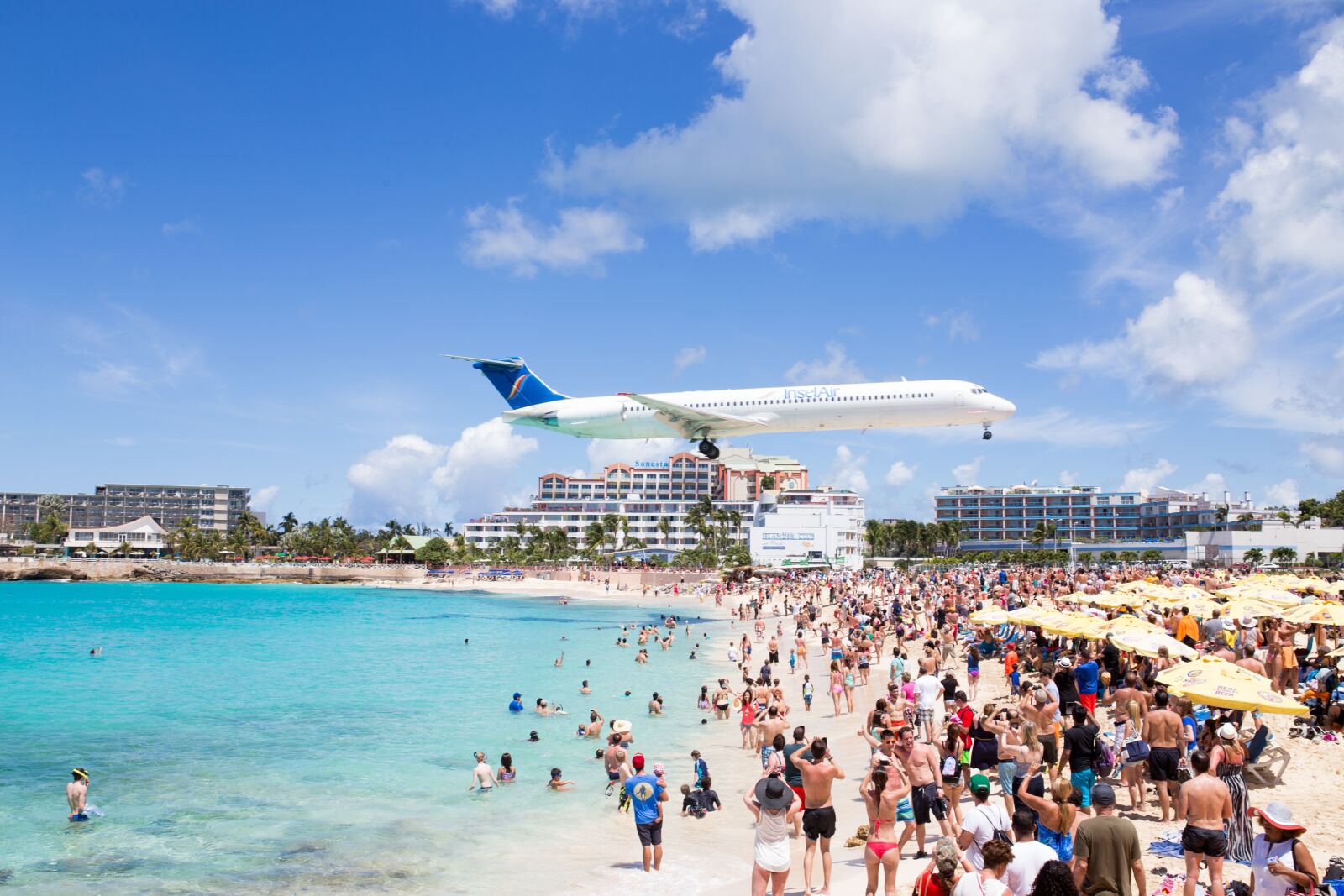 Canon EOS 6D sample photo. Airplane, maho beach, saint photography