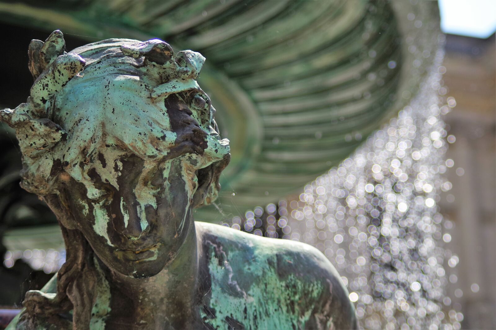 Pentax K-S2 sample photo. Fountain, water, summer photography