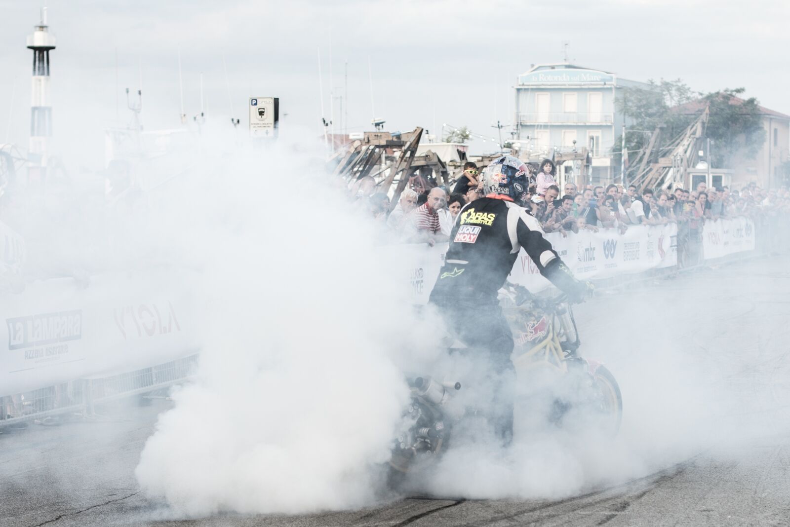 Nikon D600 sample photo. Burnout, motorcycle, speed photography