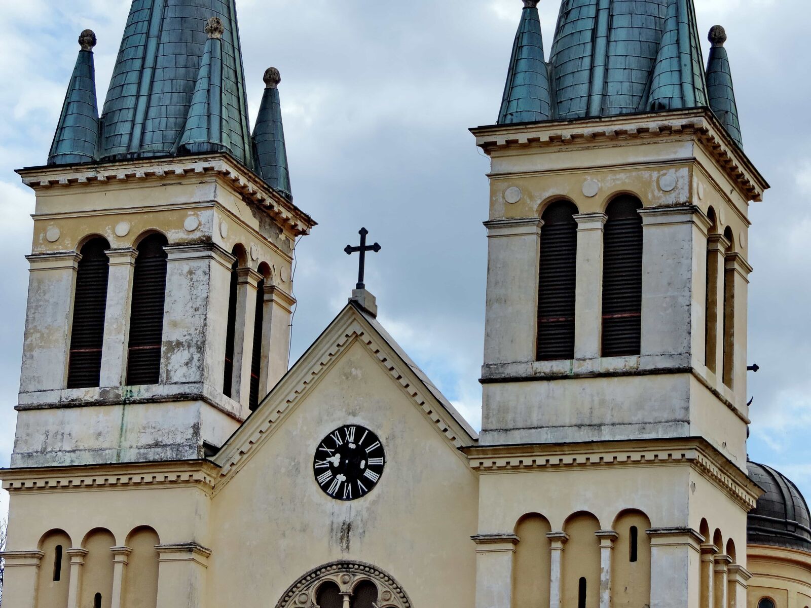 Nikon Coolpix P520 sample photo. Bell, cathedral, catholic, gothic photography