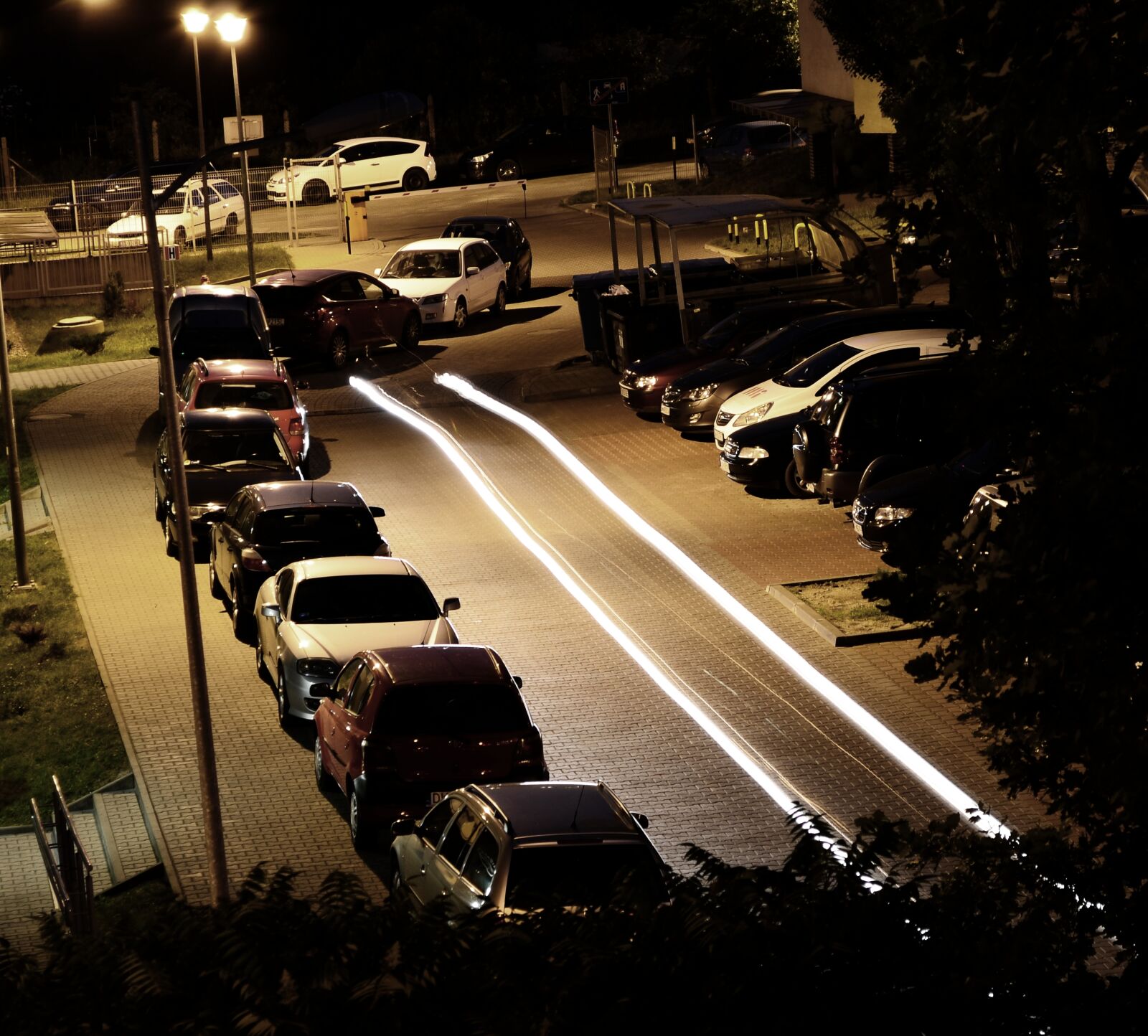 Nikon D5100 sample photo. Night photography