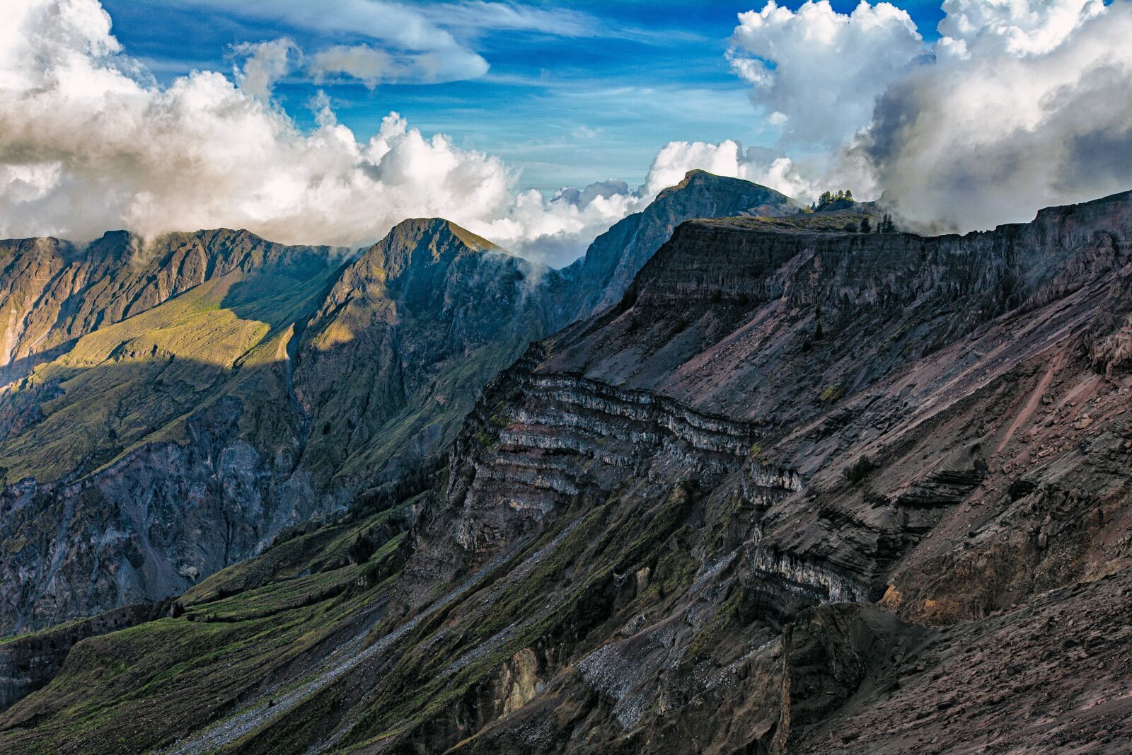 Canon EOS 5D Mark II sample photo. Landscape, mountain, volcano photography