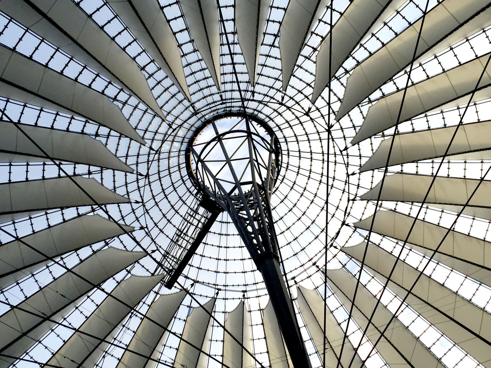 Apple iPhone 6 sample photo. Architecture, fan, abstract photography