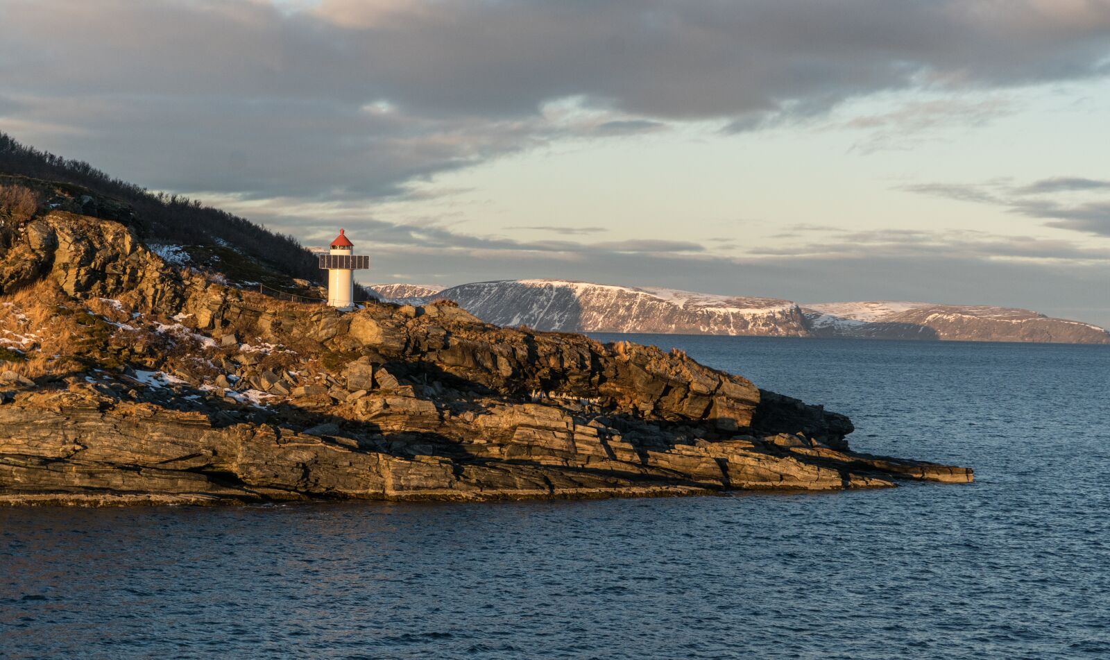Sony a7R II sample photo. Norway, lighthouse, sea photography