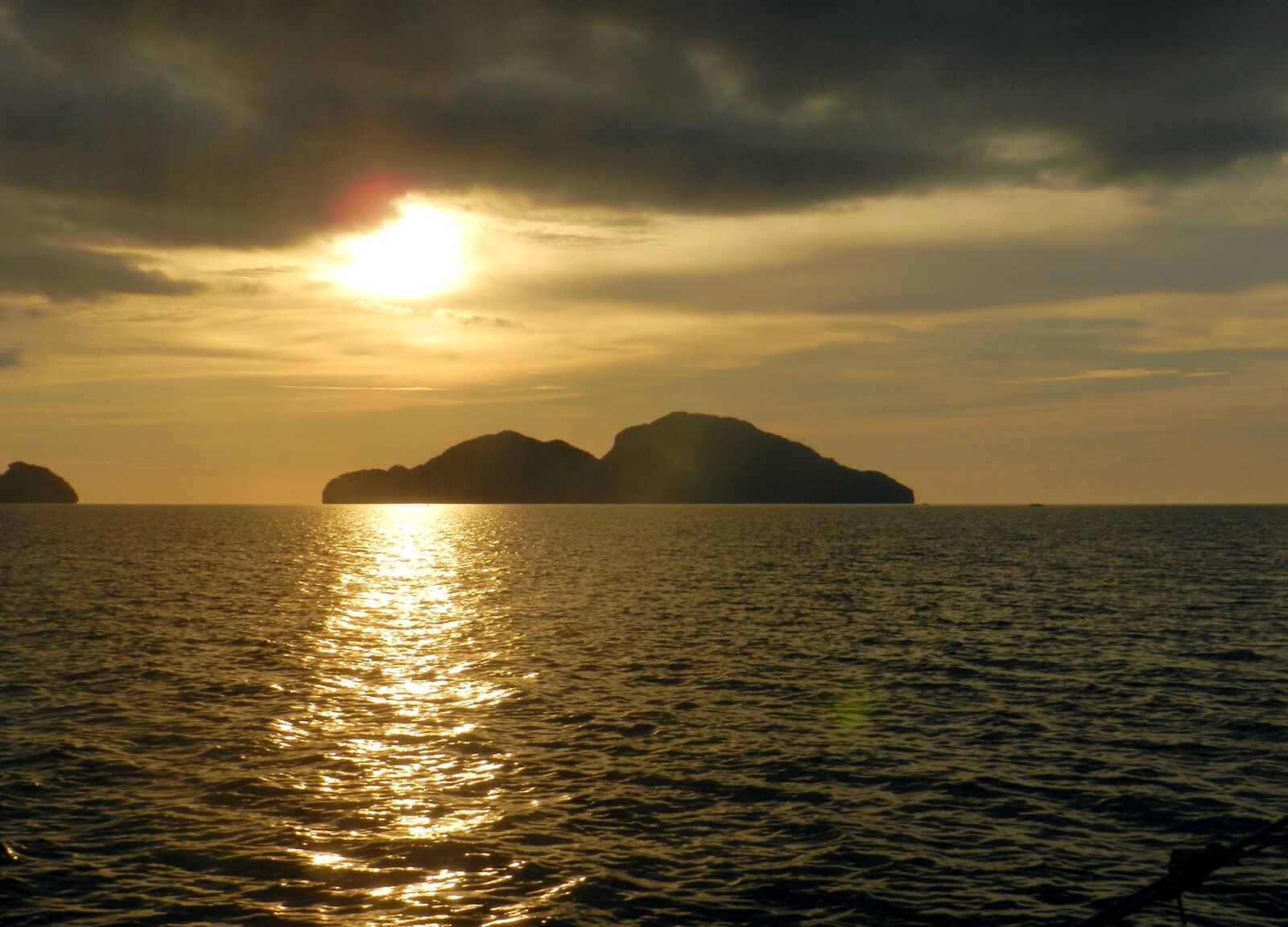 Nikon Coolpix P500 sample photo. Sunset, sunrise, philippines photography