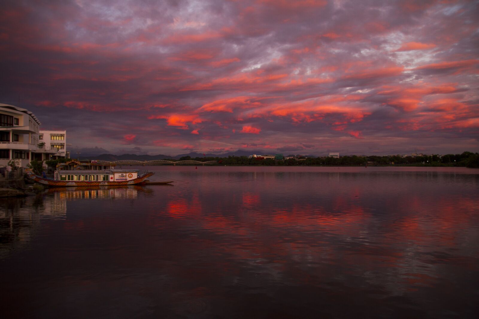 Canon EOS 7D sample photo. River, sky, nature photography