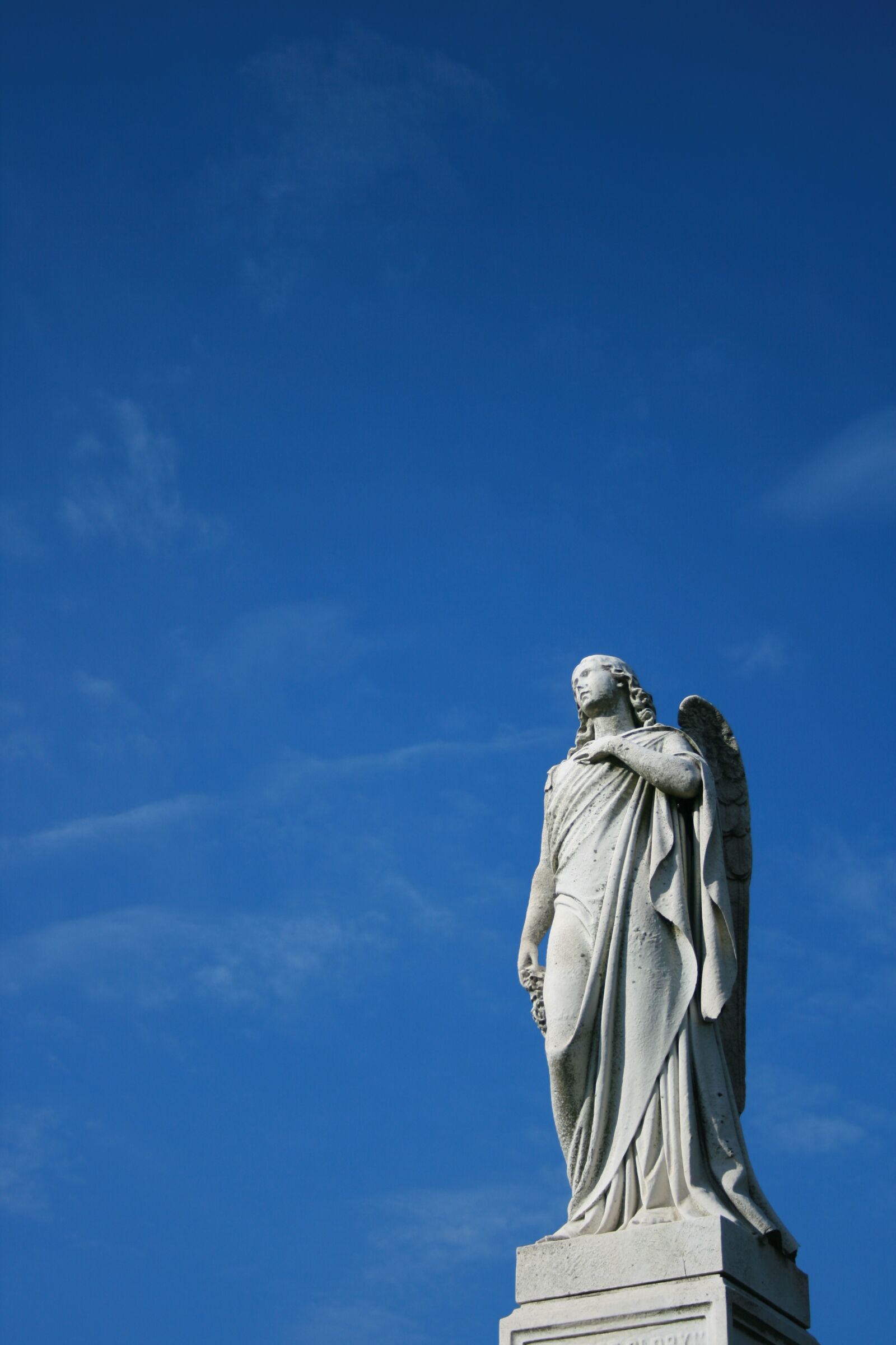 Canon EOS 400D (EOS Digital Rebel XTi / EOS Kiss Digital X) sample photo. Angel, sky, blue photography
