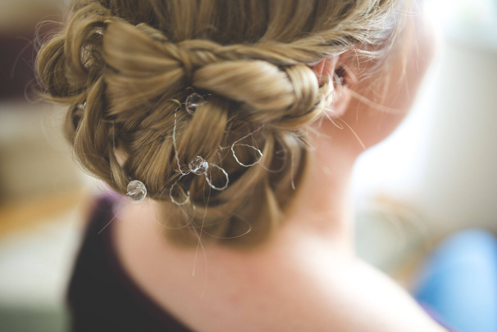 Canon EOS 6D + Sigma 35mm F1.4 DG HSM Art sample photo. Bride, s, hair, styled photography