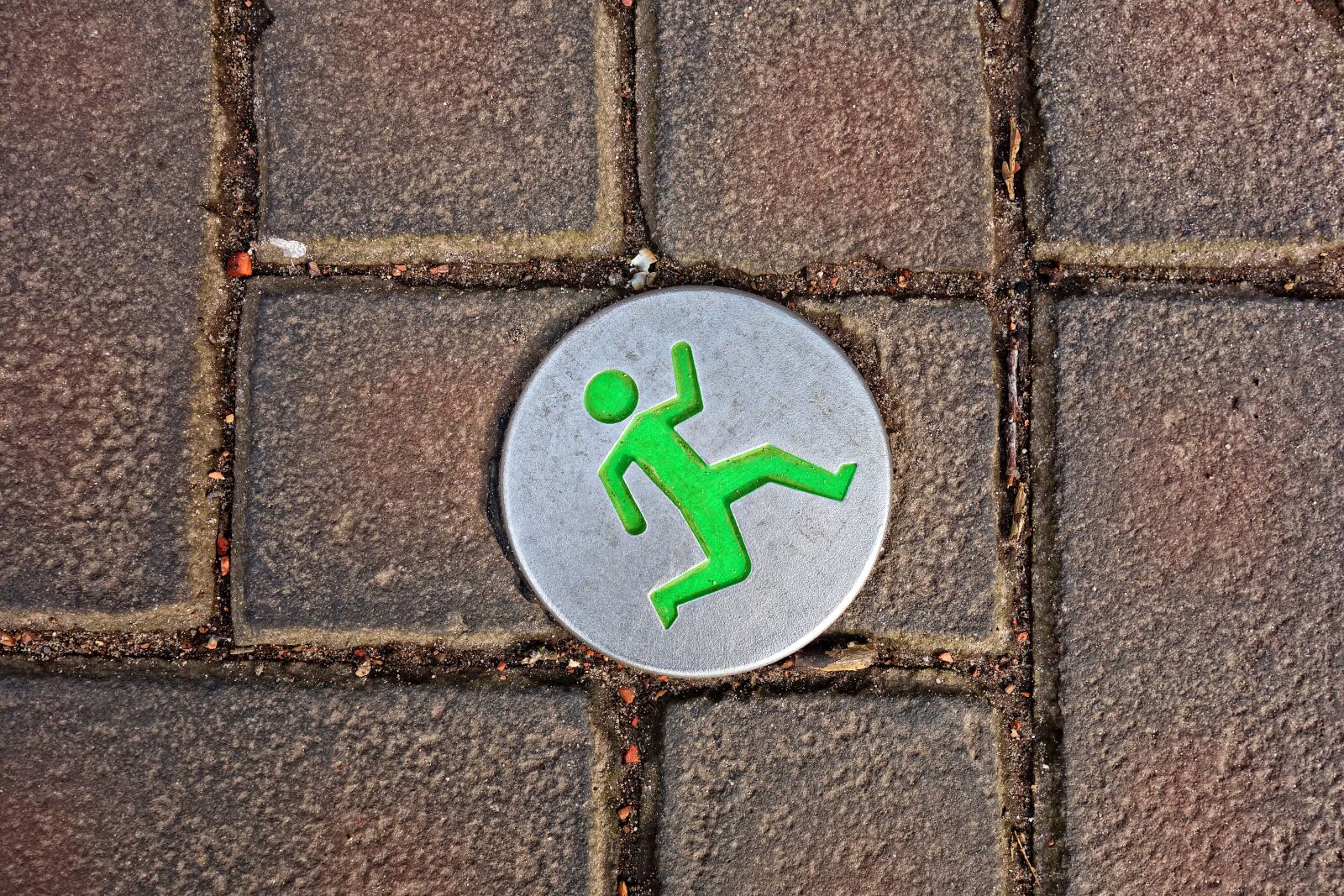 Sony Cyber-shot DSC-RX100 sample photo. Icon, symbol, sign photography